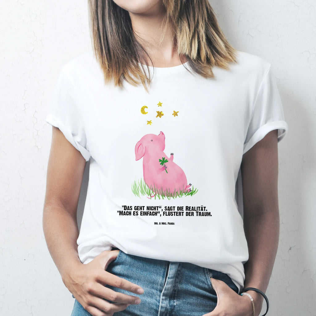 Personalisiertes T-Shirt Glücksschwein T-Shirt Personalisiert, T-Shirt mit Namen, T-Shirt mit Aufruck, Männer, Frauen, Wunschtext, Bedrucken, Tiermotive, Gute Laune, lustige Sprüche, Tiere, Glücksschwein. Glück, Schwein, Schweinchen, Sterne, Sernchen, Ziele, Träume, Motivation, Glücksbringer