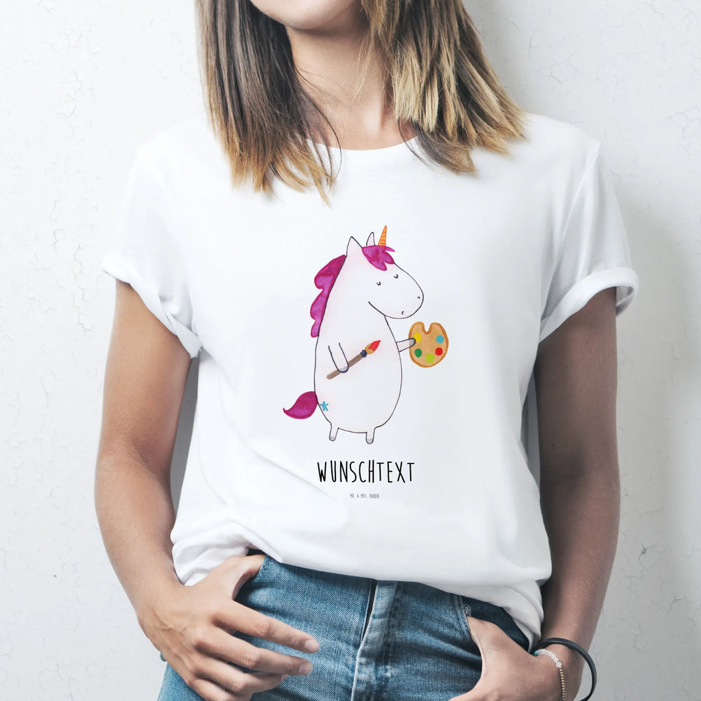 Personalisiertes T-Shirt Einhorn Künstler T-Shirt Personalisiert, T-Shirt mit Namen, T-Shirt mit Aufruck, Männer, Frauen, Wunschtext, Bedrucken, Einhorn, Einhörner, Einhorn Deko, Unicorn, Englisch, Künstler, Artist, Malen, Zeichnen, Welt, Farbe, Stift, Pinsel, Geschenk, Maler