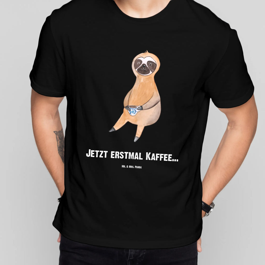 Personalisiertes T-Shirt Faultier Kaffee T-Shirt Personalisiert, T-Shirt mit Namen, T-Shirt mit Aufruck, Männer, Frauen, Wunschtext, Bedrucken, Faultier, Faultier Geschenk, Faultier Deko, Faultiere, faul, Lieblingstier, Kaffee, erster Kaffee, Morgenmuffel, Frühaufsteher, Kaffeetasse, Genießer, Coffee, Kaffeegetränk