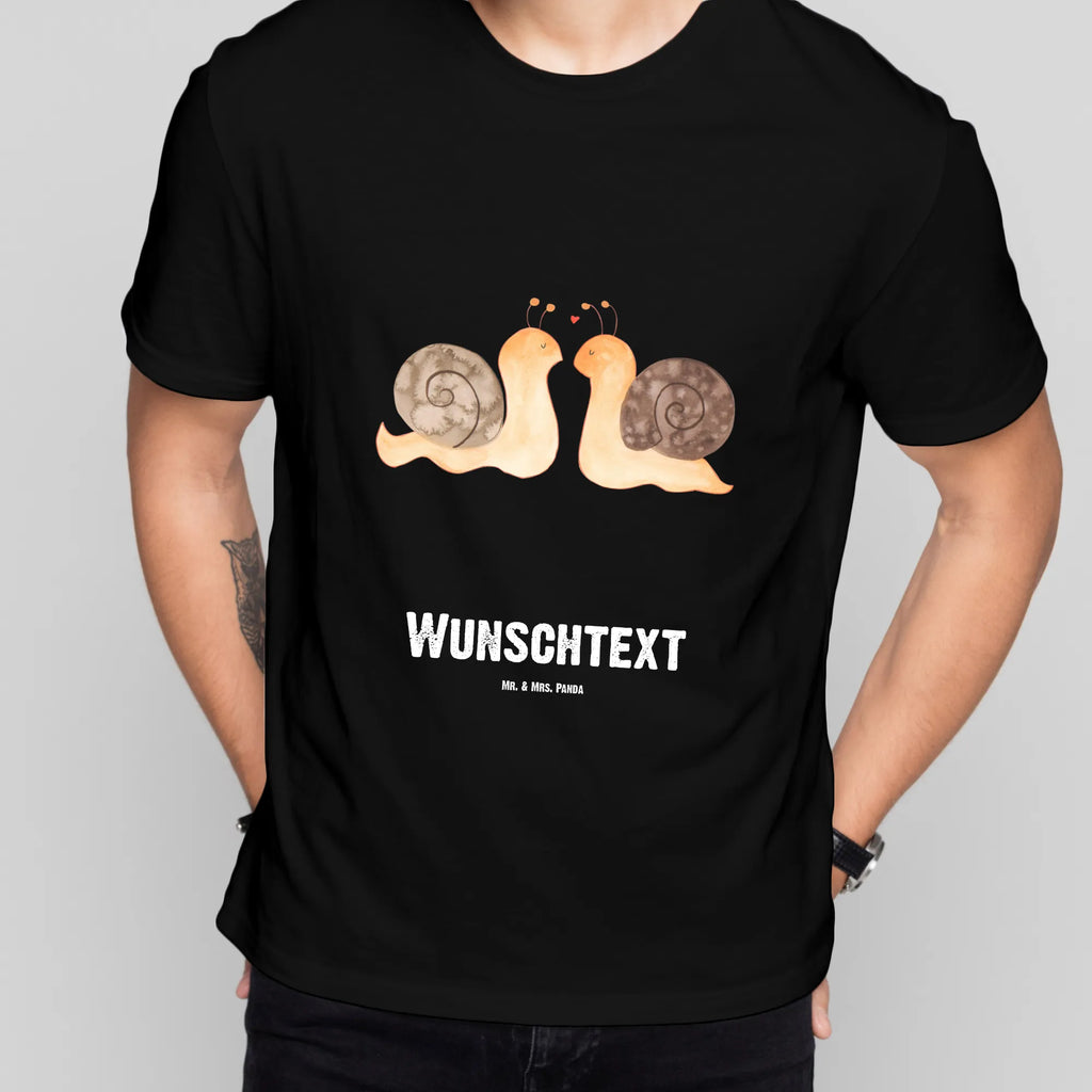 Personalisiertes T-Shirt Schnecken Liebe T-Shirt Personalisiert, T-Shirt mit Namen, T-Shirt mit Aufruck, Männer, Frauen, Wunschtext, Bedrucken, Liebe, Partner, Freund, Freundin, Ehemann, Ehefrau, Heiraten, Verlobung, Heiratsantrag, Liebesgeschenk, Jahrestag, Hocheitstag