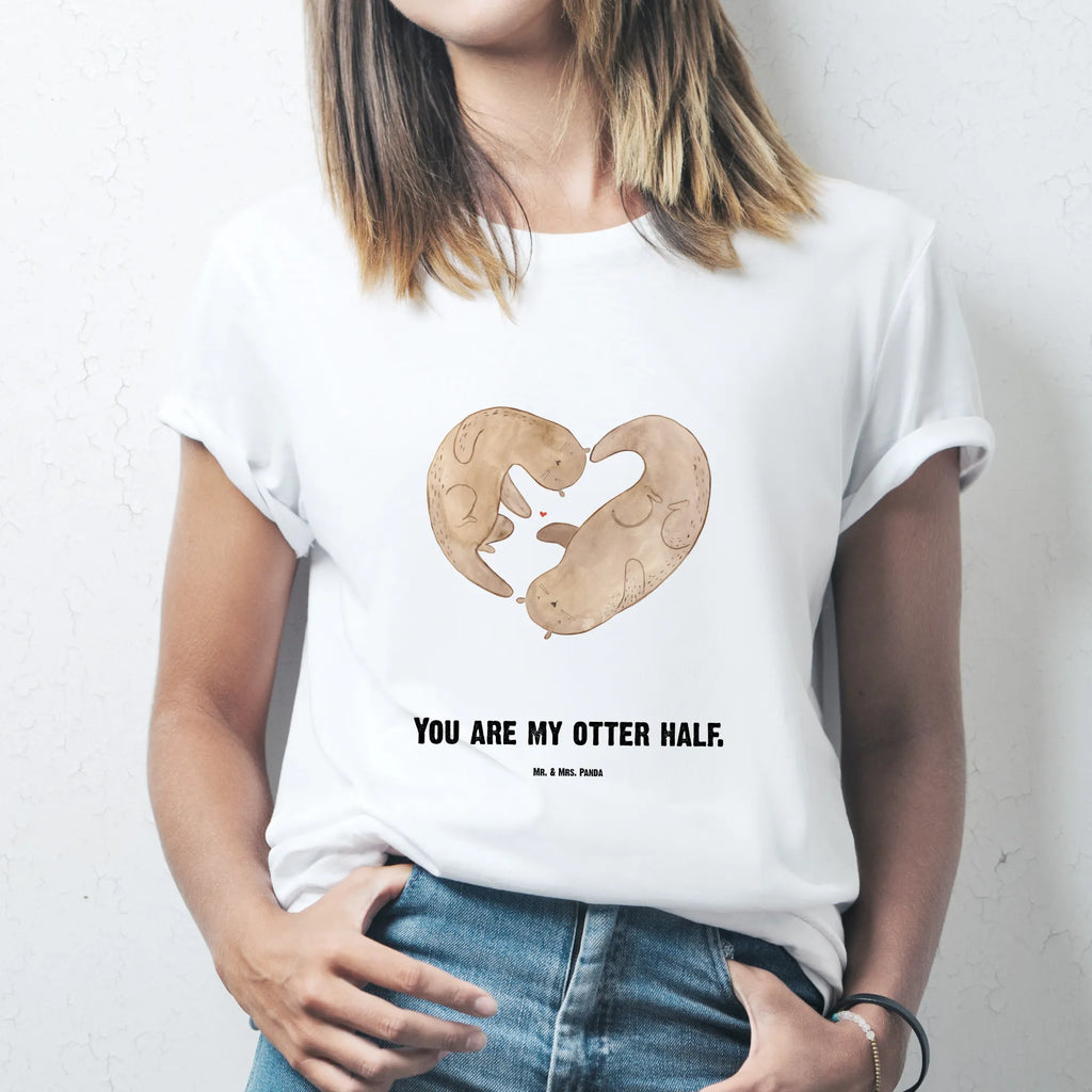 Personalisiertes T-Shirt Otter Herz T-Shirt Personalisiert, T-Shirt mit Namen, T-Shirt mit Aufruck, Männer, Frauen, Wunschtext, Bedrucken, Otter, Fischotter, Seeotter, Liebe, Herz, Liebesbeweis, Liebesgeschenk, Bessere Hälfte, Love you, Jahrestag, Hochzeitstag, Verlobung, gemeinsames Leben