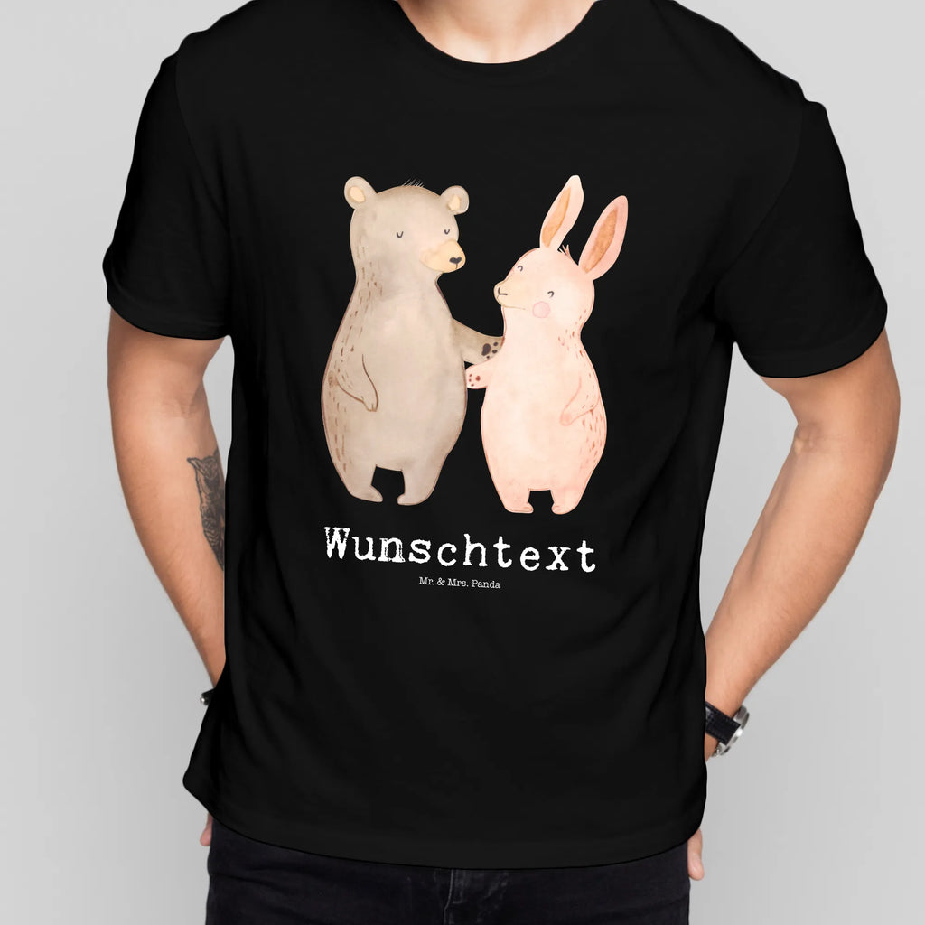 Personalisiertes T-Shirt Bär Hase Umarmen T-Shirt Personalisiert, T-Shirt mit Namen, T-Shirt mit Aufruck, Männer, Frauen, Wunschtext, Bedrucken, Liebe, Partner, Freund, Freundin, Ehemann, Ehefrau, Heiraten, Verlobung, Heiratsantrag, Liebesgeschenk, Jahrestag, Hocheitstag, Freunde, bester Freund, Hase, Bär, Bärchen, best friends