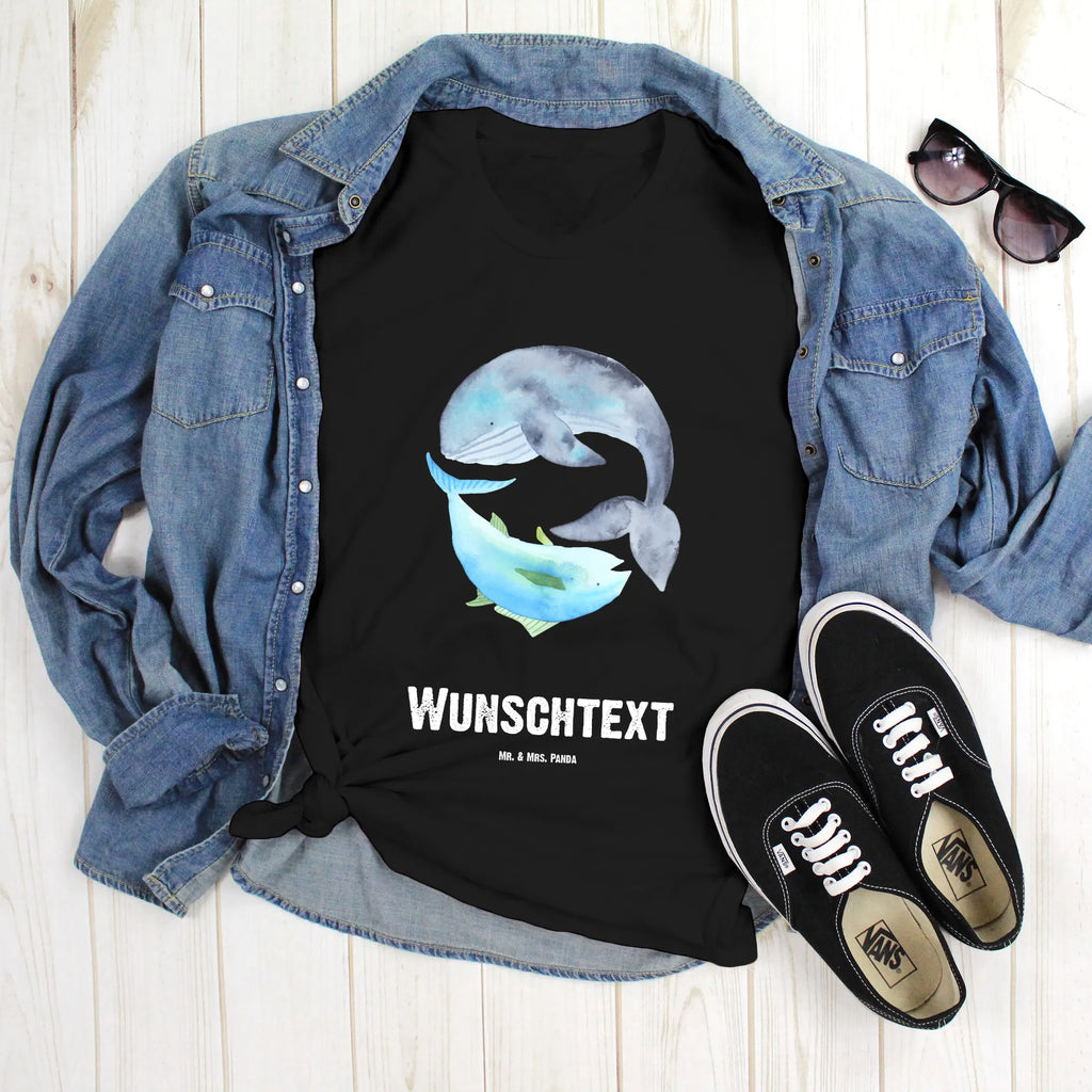 Personalisiertes T-Shirt Walfisch & Thunfisch T-Shirt Personalisiert, T-Shirt mit Namen, T-Shirt mit Aufruck, Männer, Frauen, Wunschtext, Bedrucken, Tiermotive, Gute Laune, lustige Sprüche, Tiere, Wal, Wahl, Tunfisch, Wortwitz lustig, Spruch lustig, Flachwitz, Witz, Spruch des Tages, Flachwitz Geschenk