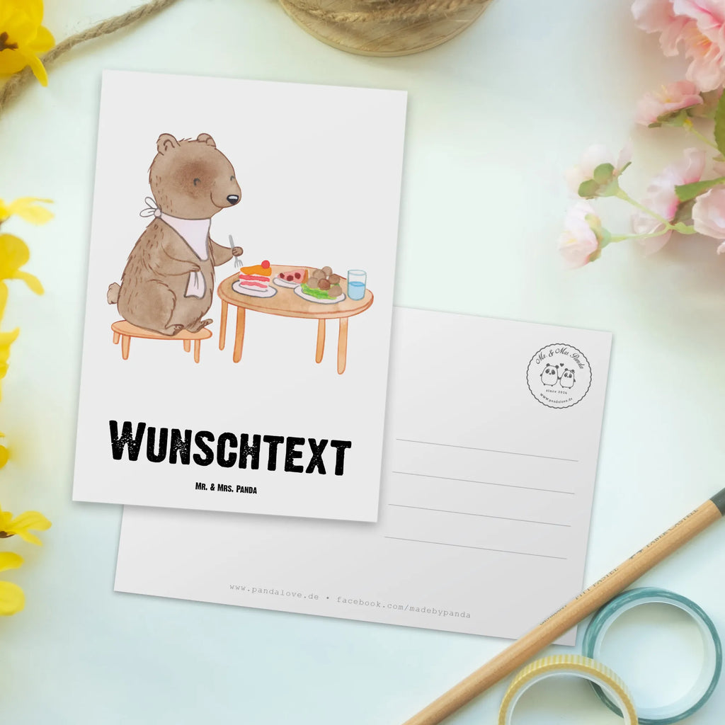 Personalisierte Postkarte Bär Essen gehen Postkarte mit Namen, Postkarte bedrucken, Postkarte mit Wunschtext, Postkarte personalisierbar, Geschenkkarte mit Namen, Grußkarte mit Namen, Karte mit Namen, Einladung mit Namen, Ansichtskarte mit Namen, Geschenkkarte mit Wunschtext, Grußkarte mit Wunschtext, Karte mit Wunschtext, Einladung mit Wunschtext, Ansichtskarte mit Wunschtext, Geschenk, Sport, Sportart, Hobby, Schenken, Danke, Dankeschön, Auszeichnung, Gewinn, Sportler, Essen gehen, Essen, Restaurant, Restaurantbesuch