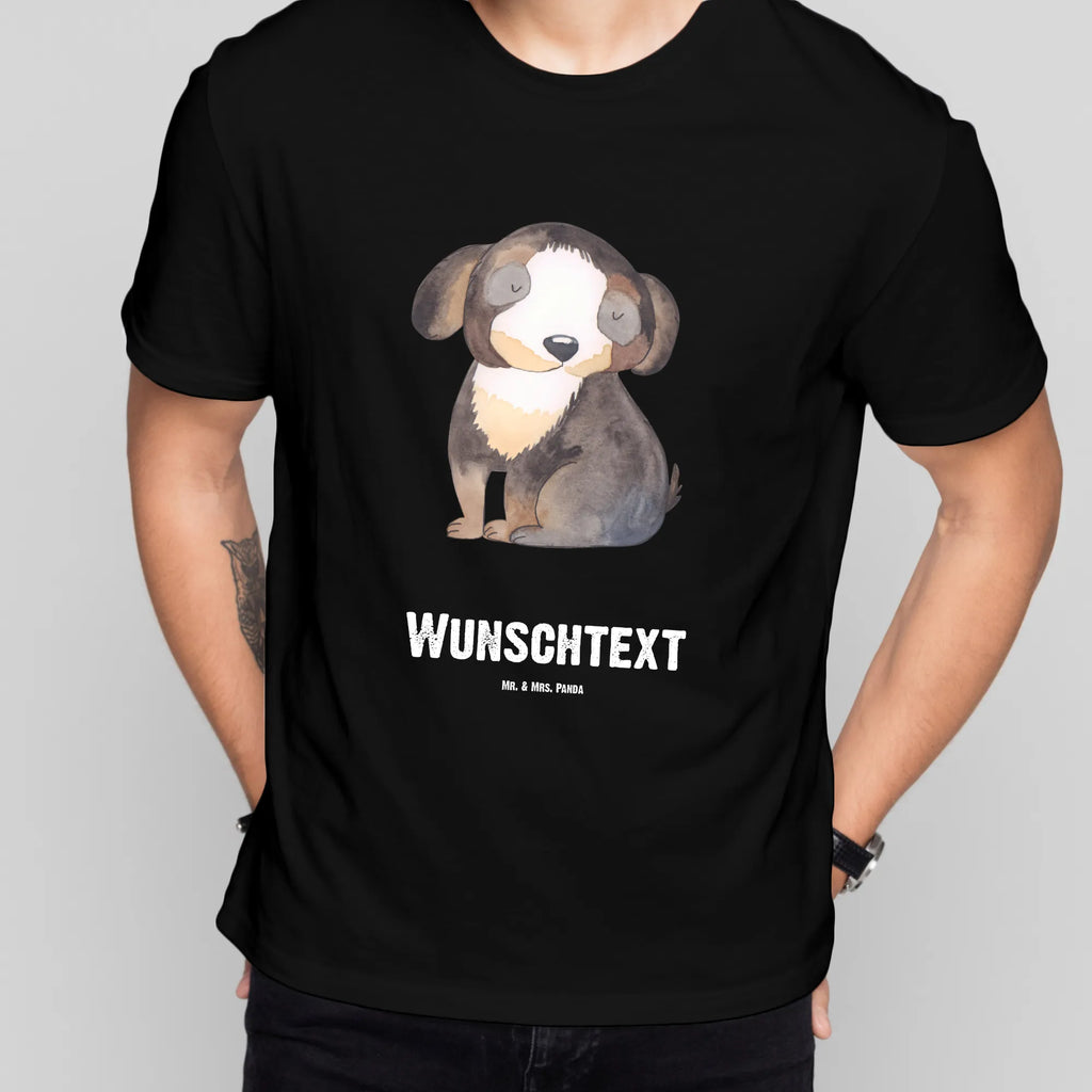 Personalisiertes T-Shirt Hund entspannt T-Shirt Personalisiert, T-Shirt mit Namen, T-Shirt mit Aufruck, Männer, Frauen, Wunschtext, Bedrucken, Hund, Hundemotiv, Haustier, Hunderasse, Tierliebhaber, Hundebesitzer, Sprüche, schwarzer Hund, Hundeliebe, Liebe, Hundeglück