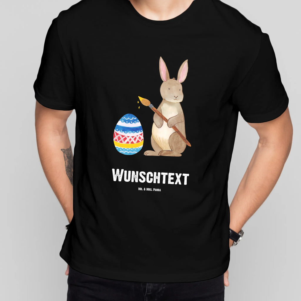 Personalisiertes T-Shirt Hase Eiermalen T-Shirt Personalisiert, T-Shirt mit Namen, T-Shirt mit Aufruck, Männer, Frauen, Wunschtext, Bedrucken, Ostern, Osterhase, Ostergeschenke, Osternest, Osterdeko, Geschenke zu Ostern, Ostern Geschenk, Ostergeschenke Kinder, Ostern Kinder, Frohe Ostern, Ostergrüße, Osterblume, Osterei, bemalte Ostereier, Hase, Kaninchen, Eiermalen