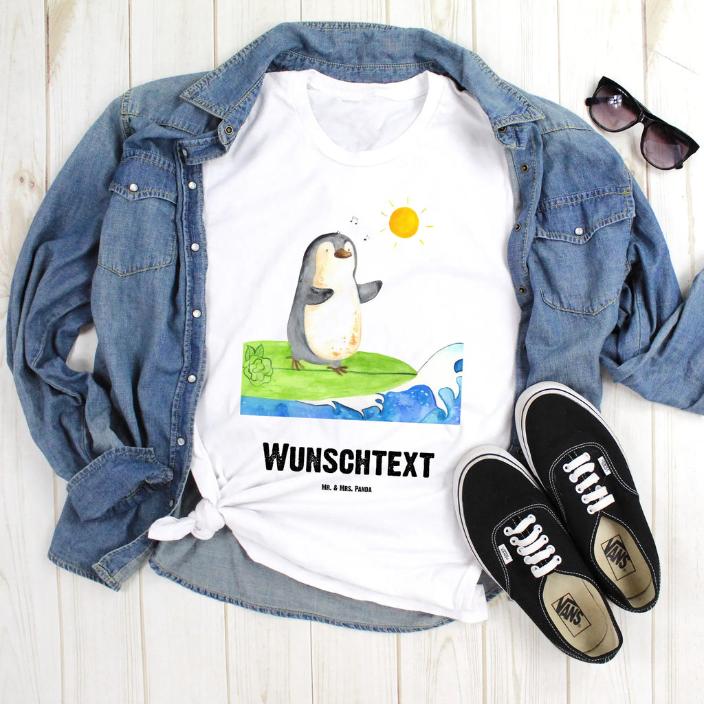 Personalisiertes T-Shirt Pinguin Surfer T-Shirt Personalisiert, T-Shirt mit Namen, T-Shirt mit Aufruck, Männer, Frauen, Wunschtext, Bedrucken, Pinguin, Pinguine, surfen, Surfer, Hawaii, Urlaub, Wellen, Wellen reiten, Portugal