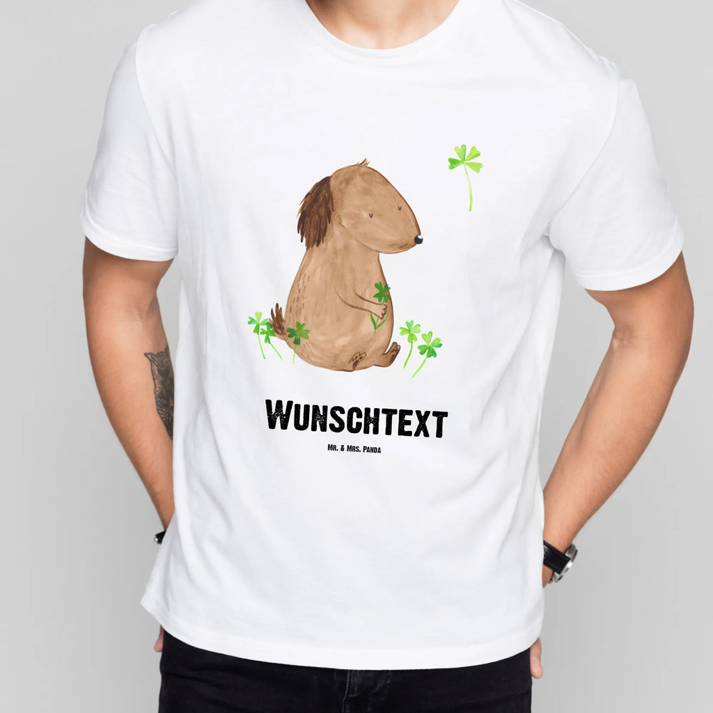 Personalisiertes T-Shirt Hund Kleeblatt T-Shirt Personalisiert, T-Shirt mit Namen, T-Shirt mit Aufruck, Männer, Frauen, Wunschtext, Bedrucken, Hund, Hundemotiv, Haustier, Hunderasse, Tierliebhaber, Hundebesitzer, Sprüche, Kleeblatt, Glück, Tagträume, Motivation, Neuanfang, Geschenk, Glücksbringer, Selbstliebe, Achtsamkeit