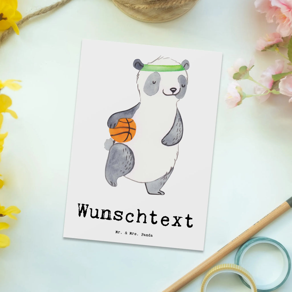 Personalisierte Postkarte Panda Basketball Postkarte mit Namen, Postkarte bedrucken, Postkarte mit Wunschtext, Postkarte personalisierbar, Geschenkkarte mit Namen, Grußkarte mit Namen, Karte mit Namen, Einladung mit Namen, Ansichtskarte mit Namen, Geschenkkarte mit Wunschtext, Grußkarte mit Wunschtext, Karte mit Wunschtext, Einladung mit Wunschtext, Ansichtskarte mit Wunschtext, Geschenk, Sport, Sportart, Hobby, Schenken, Danke, Dankeschön, Auszeichnung, Gewinn, Sportler, Basketball, Basketball Verein, Basketball Verband, Basketballplatz