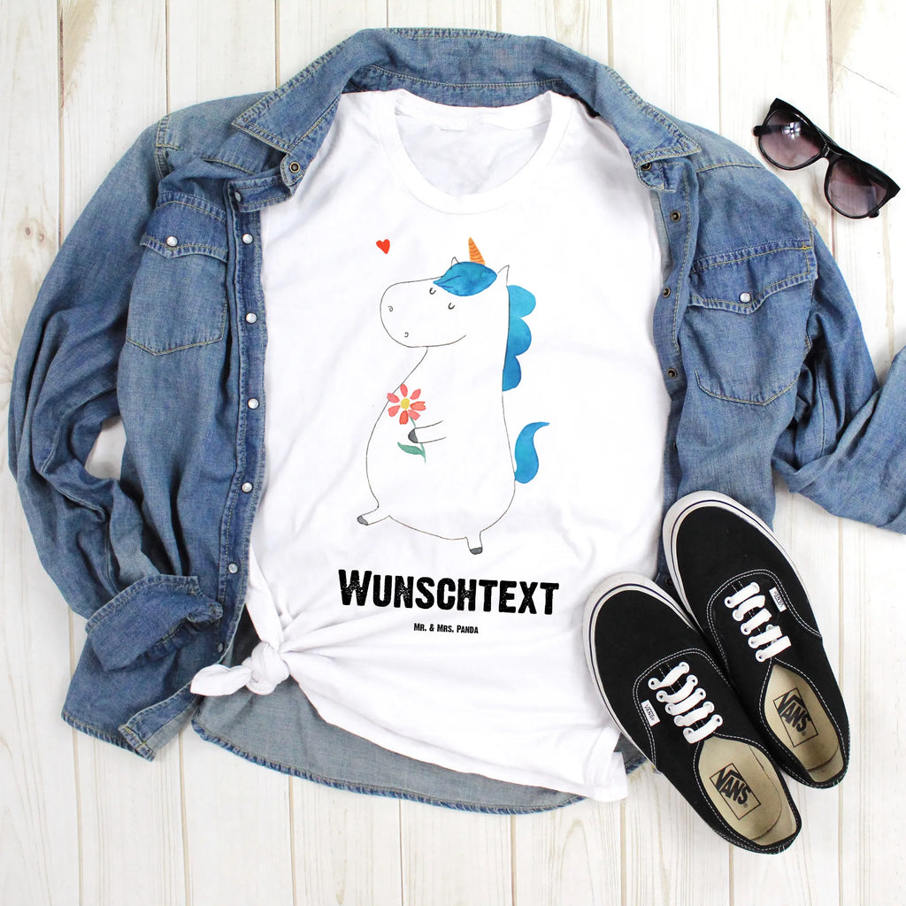 Personalisiertes T-Shirt Einhorn Spaziergang T-Shirt Personalisiert, T-Shirt mit Namen, T-Shirt mit Aufruck, Männer, Frauen, Wunschtext, Bedrucken, Einhorn, Einhörner, Einhorn Deko, Pegasus, Unicorn, Glitzer, Blumen, Spaziergang, Motivation, Gute Laune, Freude, Freundin, Mutter, Schwester