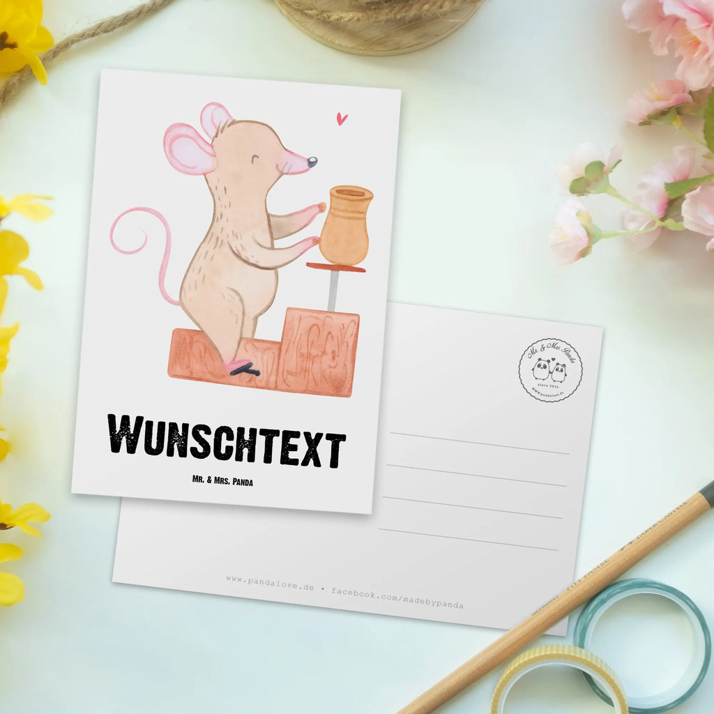 Personalisierte Postkarte Maus Töpfern Postkarte mit Namen, Postkarte bedrucken, Postkarte mit Wunschtext, Postkarte personalisierbar, Geschenkkarte mit Namen, Grußkarte mit Namen, Karte mit Namen, Einladung mit Namen, Ansichtskarte mit Namen, Geschenkkarte mit Wunschtext, Grußkarte mit Wunschtext, Karte mit Wunschtext, Einladung mit Wunschtext, Ansichtskarte mit Wunschtext, Geschenk, Sport, Sportart, Hobby, Schenken, Danke, Dankeschön, Auszeichnung, Gewinn, Sportler, Töpfern, Töpferei, Töpferkurs