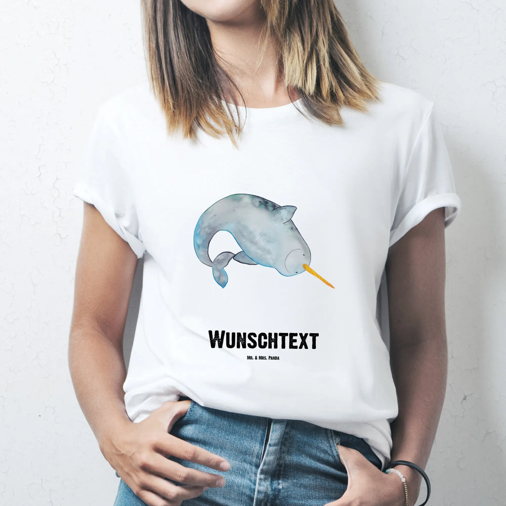 Personalisiertes T-Shirt Narwal T-Shirt Personalisiert, T-Shirt mit Namen, T-Shirt mit Aufruck, Männer, Frauen, Wunschtext, Bedrucken, Meerestiere, Meer, Urlaub, Narwal, Wal, Putzen, Hausfrau, Junggesellin, aufräumen, Kinderzimmer