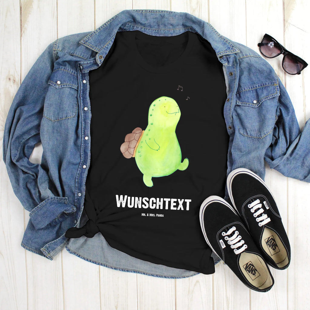 Personalisiertes T-Shirt Schildkröte Pfeifen T-Shirt Personalisiert, T-Shirt mit Namen, T-Shirt mit Aufruck, Männer, Frauen, Wunschtext, Bedrucken, Schildkröte, Schildi, Schildkröten, fröhlich, Glück, Motivation, Lebensfreude, Depression, Trennung, Neuanfang