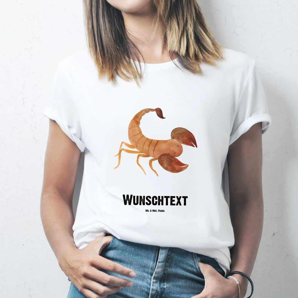 Personalisiertes T-Shirt Sternzeichen Skorpion T-Shirt Personalisiert, T-Shirt mit Namen, T-Shirt mit Aufruck, Männer, Frauen, Wunschtext, Bedrucken, Tierkreiszeichen, Sternzeichen, Horoskop, Astrologie, Aszendent, Skorpione, Skorpion Geschenk, Skorpion Sternzeichen, Geschenk Oktober, Geschenk November, Geburtstag Oktober, Geburtstag November