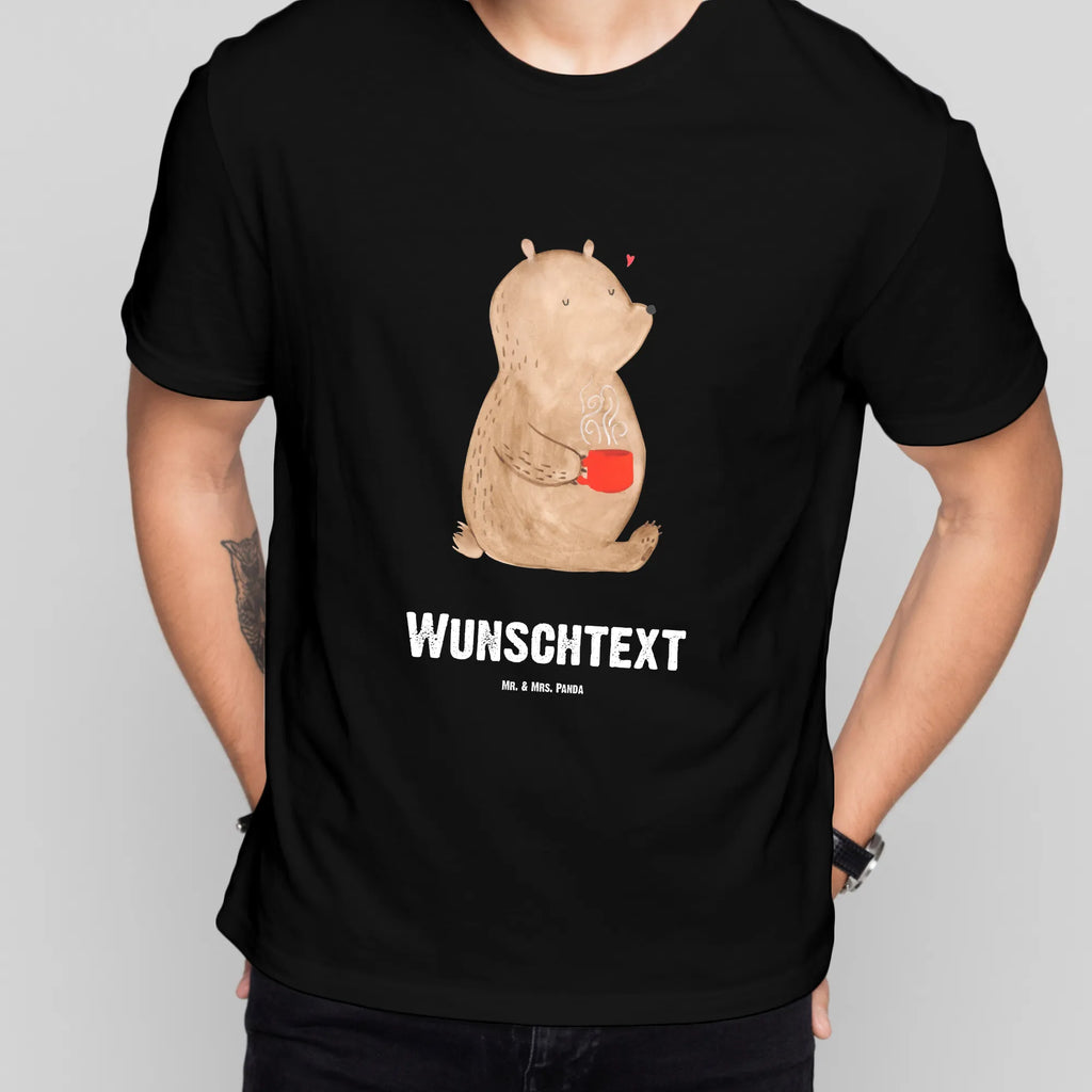 Personalisiertes T-Shirt Bär Kaffee T-Shirt Personalisiert, T-Shirt mit Namen, T-Shirt mit Aufruck, Männer, Frauen, Wunschtext, Bedrucken, Bär, Teddy, Teddybär, Kaffee, Coffee, Bären, guten Morgen, Morgenroutine, Welt erobern, Welt retten, Motivation