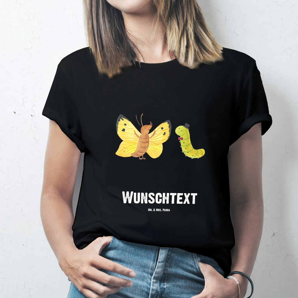 Personalisiertes T-Shirt Raupe & Schmetterling T-Shirt Personalisiert, T-Shirt mit Namen, T-Shirt mit Aufruck, Männer, Frauen, Wunschtext, Bedrucken, Tiermotive, Gute Laune, lustige Sprüche, Tiere, Raupe, Schmetterling, Zitronenfalter, Entwicklung, Erwachsen werden, Kokon, Hut, Hütchen, Schönheit, Aufwachsen