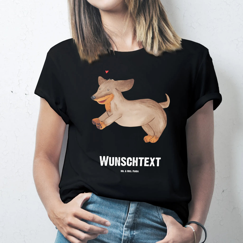 Personalisiertes T-Shirt Hund Dackel fröhlich T-Shirt Personalisiert, T-Shirt mit Namen, T-Shirt mit Aufruck, Männer, Frauen, Wunschtext, Bedrucken, Hund, Hundemotiv, Haustier, Hunderasse, Tierliebhaber, Hundebesitzer, Sprüche, Hunde, Dackel, Dachshund, happy dog