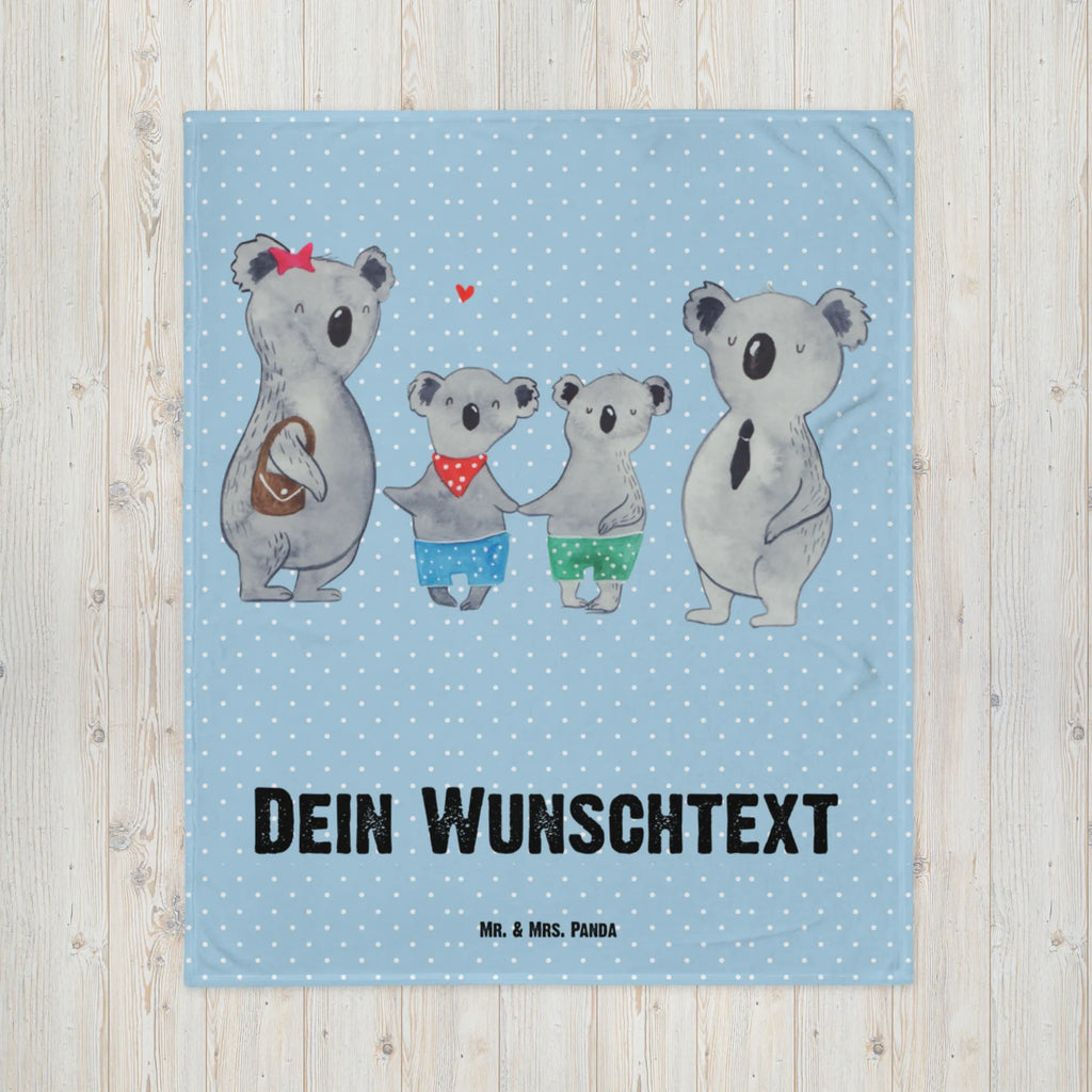 Personalisierte Decke Koala Familie zwei Personalisierte Decke, Decke mit Namen, Kuscheldecke mit Namen, Decke bedrucken, Kuscheldecke bedrucken, Familie, Vatertag, Muttertag, Bruder, Schwester, Mama, Papa, Oma, Opa, Koala, Koalabär, beste Familie, Familienzeit, Familienleben, Koalafamilie, Lieblingsfamilie