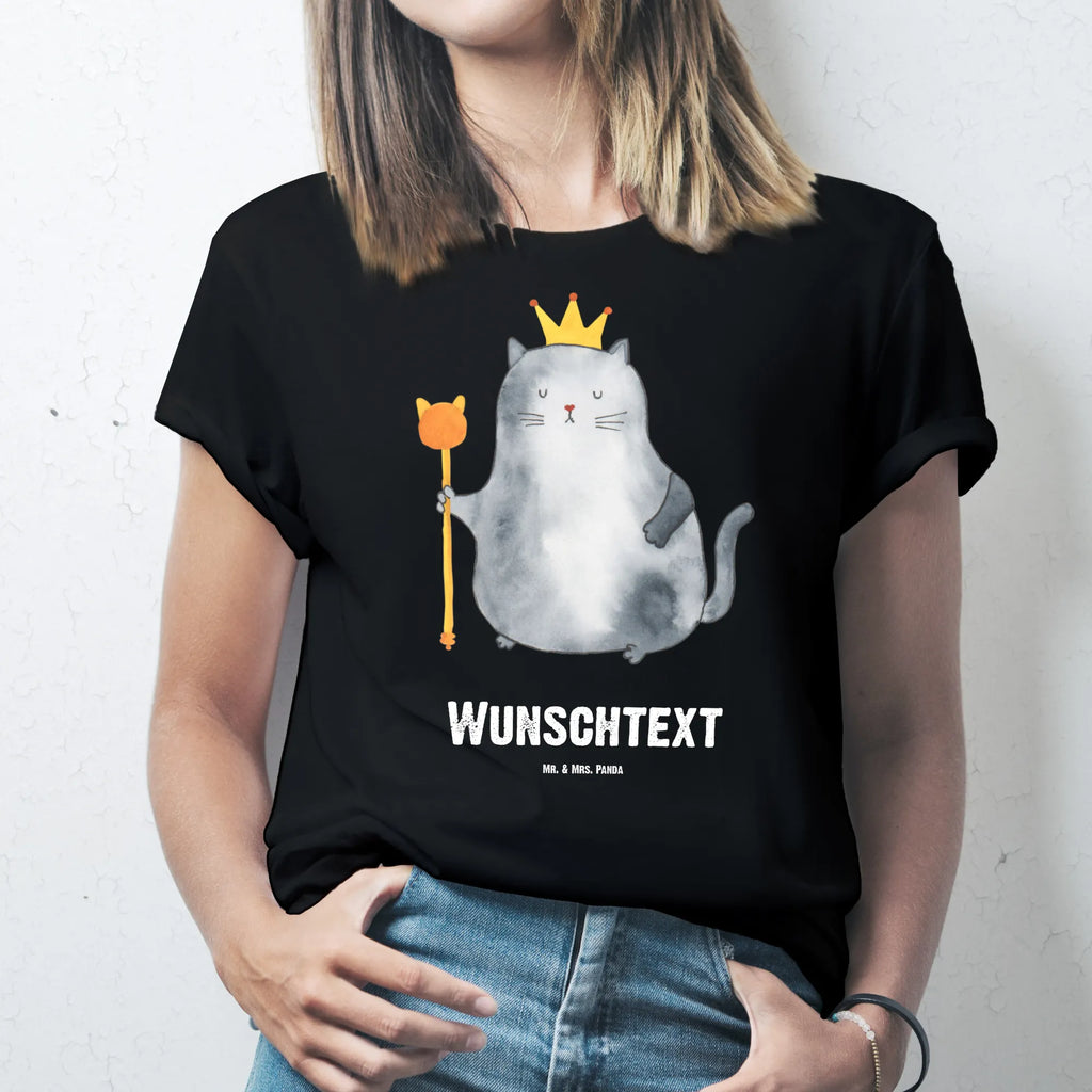 Personalisiertes T-Shirt Katzen Koenig T-Shirt Personalisiert, T-Shirt mit Namen, T-Shirt mit Aufruck, Männer, Frauen, Katze, Katzenmotiv, Katzenfan, Katzendeko, Katzenfreund, Katzenliebhaber, Katzenprodukte, Katzenartikel, Katzenaccessoires, Katzensouvenirs, Katzenliebhaberprodukte, Katzenmotive, Katzen, Kater, Mietze, Cat, Cats, Katzenhalter, Katzenbesitzerin, Haustier, König, Königin, Queen, Familie, Mietzhaus, Wohnung, erste eigenen Wohnung, Umzug, Einzug