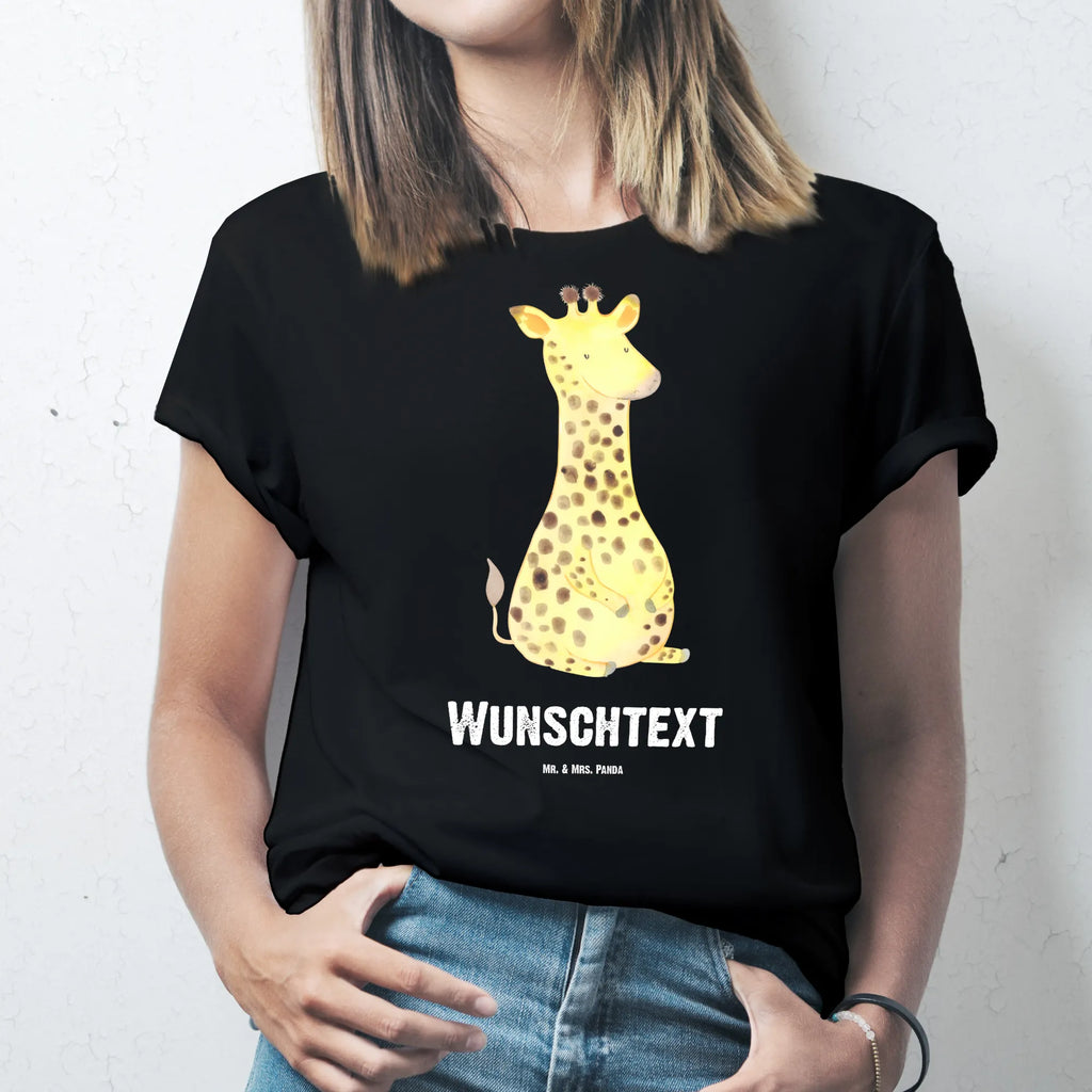 Personalisiertes T-Shirt Giraffe Zufrieden T-Shirt Personalisiert, T-Shirt mit Namen, T-Shirt mit Aufruck, Männer, Frauen, Wunschtext, Bedrucken, Afrika, Wildtiere, Giraffe, Zufrieden, Glück, Abenteuer