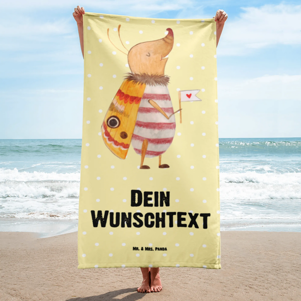 Handtuch mit Namen Nachtfalter mit Fähnchen Personalisiertes Badehandtuch, Handtuch personalisiert, Handtuch mit Namen, Badetuch personalisiert, Handtuch bedrucken, Saunatuch mit Namen, Handtuch Geschenk, Tiermotive, Gute Laune, lustige Sprüche, Tiere, Nachtfalter, Käfer, Spruch lustig, Spruch witzig, süß, niedlich, Küche Deko, Was kostet die Welt