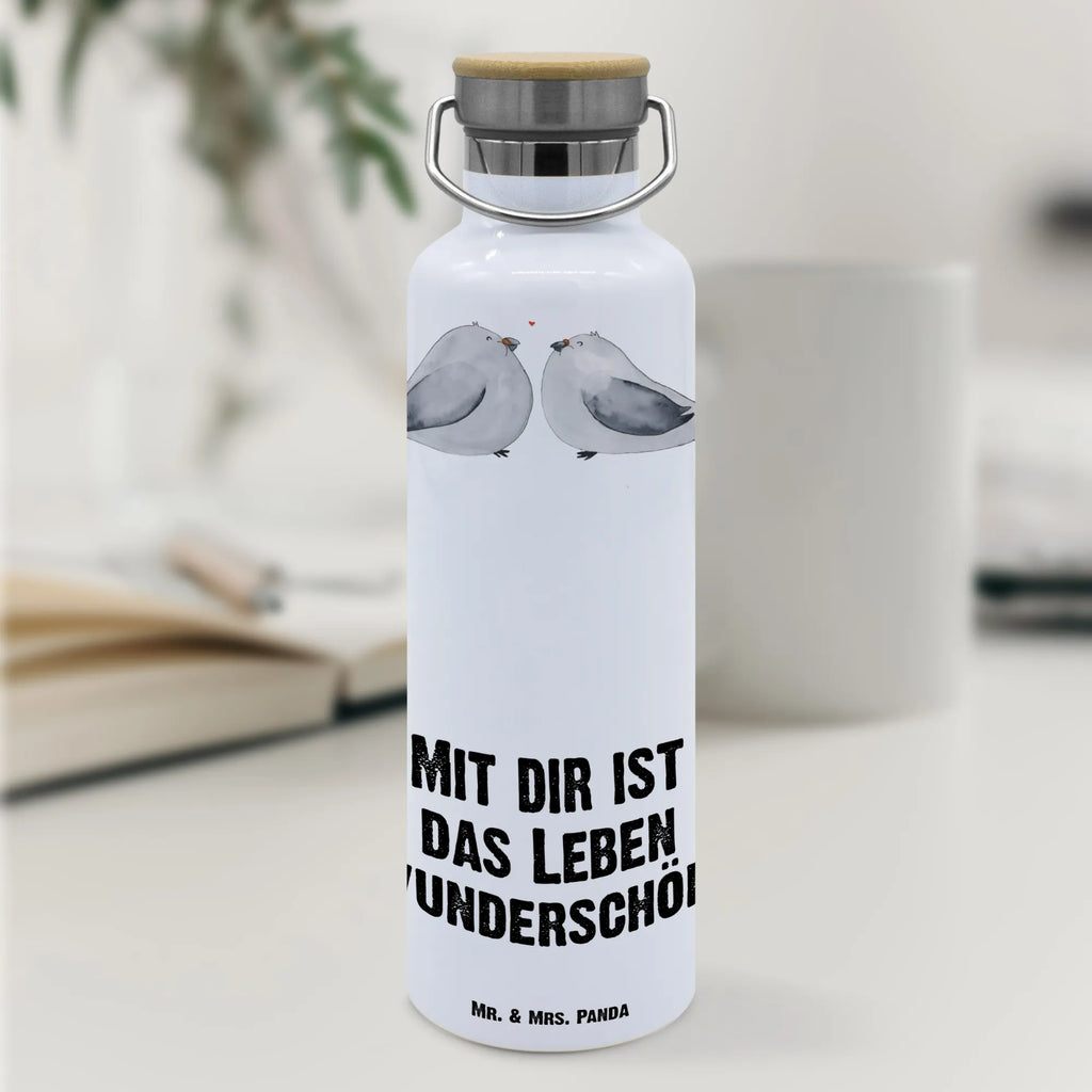 Trinkflasche Turteltauben Liebe Thermosflasche, Isolierflasche, Edelstahl, Trinkflasche, isoliert, Wamrhaltefunktion, Sportflasche, Flasche zum Sport, Sportlerflasche, Liebe, Partner, Freund, Freundin, Ehemann, Ehefrau, Heiraten, Verlobung, Heiratsantrag, Liebesgeschenk, Jahrestag, Hocheitstag, Turteltauben, Turteltäubchen, Tauben, Verliebt, Verlobt, Verheiratet, Geschenk Freundin, Geschenk Freund, Liebesbeweis, Hochzeitstag, Geschenk Hochzeit