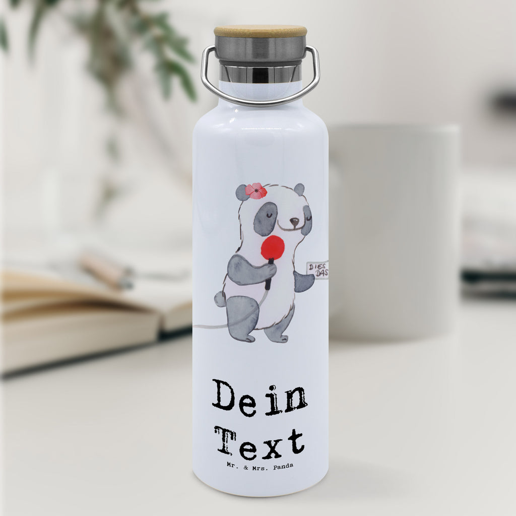 Personalisierte Trinkflasche Reporterin mit Herz Personalisierte Trinkflasche, Trinkflasche mit Namen, Trinkflasche bedrucken, Flasche personalisiert, Trinkflasch mit Aufdruck, Trinkflasche Werbegeschenk, Namensaufdruck Trinkflasche, Sportflasche personalisiert, Trinkflasche Sport, Beruf, Ausbildung, Jubiläum, Abschied, Rente, Kollege, Kollegin, Geschenk, Schenken, Arbeitskollege, Mitarbeiter, Firma, Danke, Dankeschön