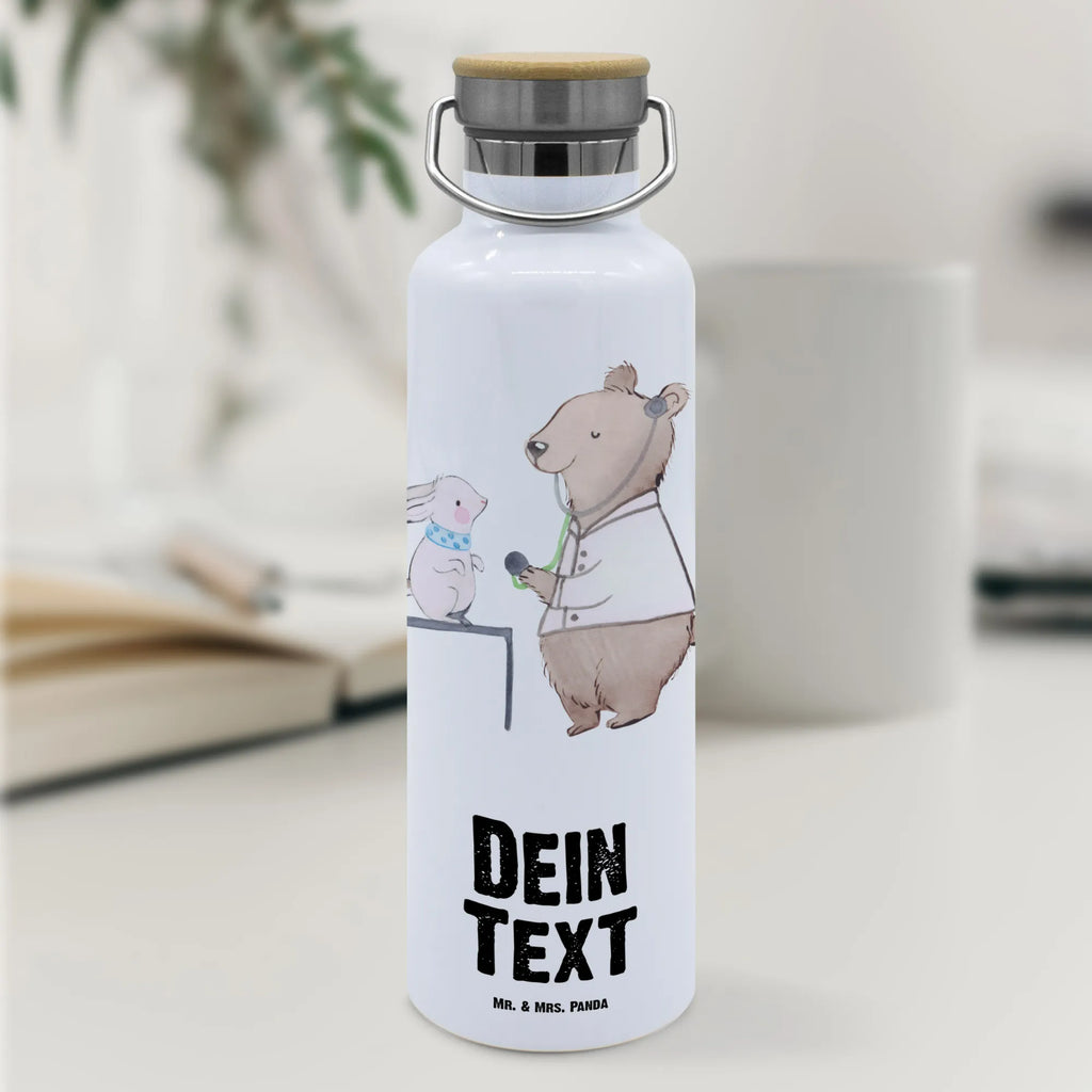 Personalisierte Trinkflasche Tierarzt mit Herz Personalisierte Trinkflasche, Trinkflasche mit Namen, Trinkflasche bedrucken, Flasche personalisiert, Trinkflasch mit Aufdruck, Trinkflasche Werbegeschenk, Namensaufdruck Trinkflasche, Sportflasche personalisiert, Trinkflasche Sport, Beruf, Ausbildung, Jubiläum, Abschied, Rente, Kollege, Kollegin, Geschenk, Schenken, Arbeitskollege, Mitarbeiter, Firma, Danke, Dankeschön