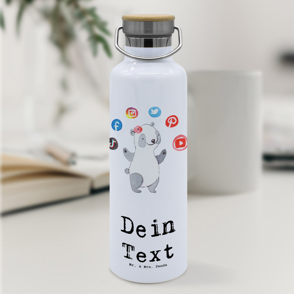 Personalisierte Trinkflasche SEA Manager mit Herz Personalisierte Trinkflasche, Trinkflasche mit Namen, Trinkflasche bedrucken, Flasche personalisiert, Trinkflasch mit Aufdruck, Trinkflasche Werbegeschenk, Namensaufdruck Trinkflasche, Sportflasche personalisiert, Trinkflasche Sport, Beruf, Ausbildung, Jubiläum, Abschied, Rente, Kollege, Kollegin, Geschenk, Schenken, Arbeitskollege, Mitarbeiter, Firma, Danke, Dankeschön, SEA Manager, Suchmaschinenwerbung, Suchmaschinenmarketing