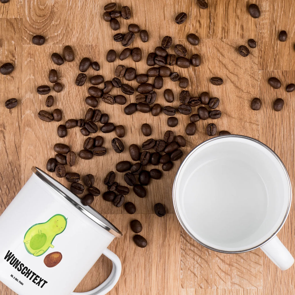 Personalisierte Emaille Tasse Avocado rollt Kern Emaille Tasse personalisiert, Emaille Tasse mit Namen, Campingtasse personalisiert, Namenstasse, Campingtasse bedrucken, Campinggeschirr personalsisert, tasse mit namen, personalisierte tassen, personalisierte tasse, tasse selbst gestalten, tasse bedrucken, tassen bedrucken, Avocado, Veggie, Vegan, Gesund, Avocados, Schwanger, Geburt, Geburtstag, Säugling, Kind, erstes Kind, zur Geburt, Schwangerschaft, Babyparty, Baby, große Liebe, Liebe, Love