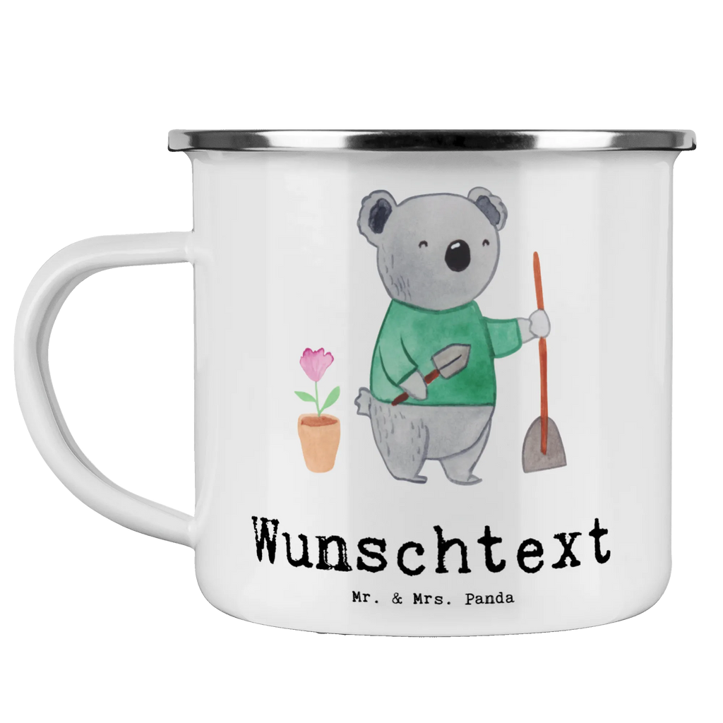 Personalisierte Emaille Tasse Garten- und Landschaftsbauer mit Herz Emaille Tasse personalisiert, Emaille Tasse mit Namen, Campingtasse personalisiert, Namenstasse, Campingtasse bedrucken, Campinggeschirr personalsisert, tasse mit namen, personalisierte tassen, personalisierte tasse, tasse selbst gestalten, tasse bedrucken, tassen bedrucken, Beruf, Ausbildung, Jubiläum, Abschied, Rente, Kollege, Kollegin, Geschenk, Schenken, Arbeitskollege, Mitarbeiter, Firma, Danke, Dankeschön, Gärtner, Gartenplaner, Gärtnerei, Gartenbau, Hobbygärtner, Garten- und Landschaftsbauer