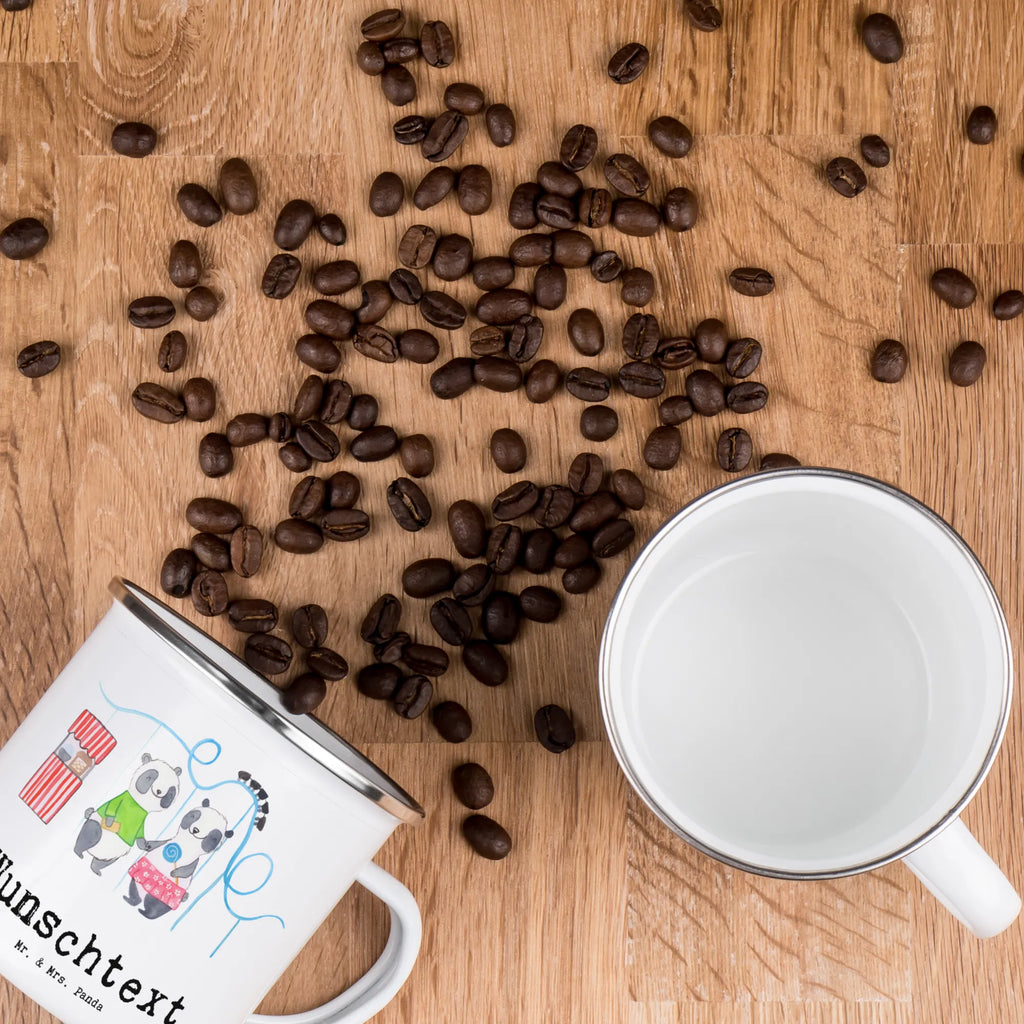 Personalisierte Emaille Tasse Pandas Freizeitpark besuchen Emaille Tasse personalisiert, Emaille Tasse mit Namen, Campingtasse personalisiert, Namenstasse, Campingtasse bedrucken, Campinggeschirr personalsisert, tasse mit namen, personalisierte tassen, personalisierte tasse, tasse selbst gestalten, tasse bedrucken, tassen bedrucken, Geschenk, Sport, Sportart, Hobby, Schenken, Danke, Dankeschön, Auszeichnung, Gewinn, Sportler, Freizeitpark besuchen, Achterbahn fahren