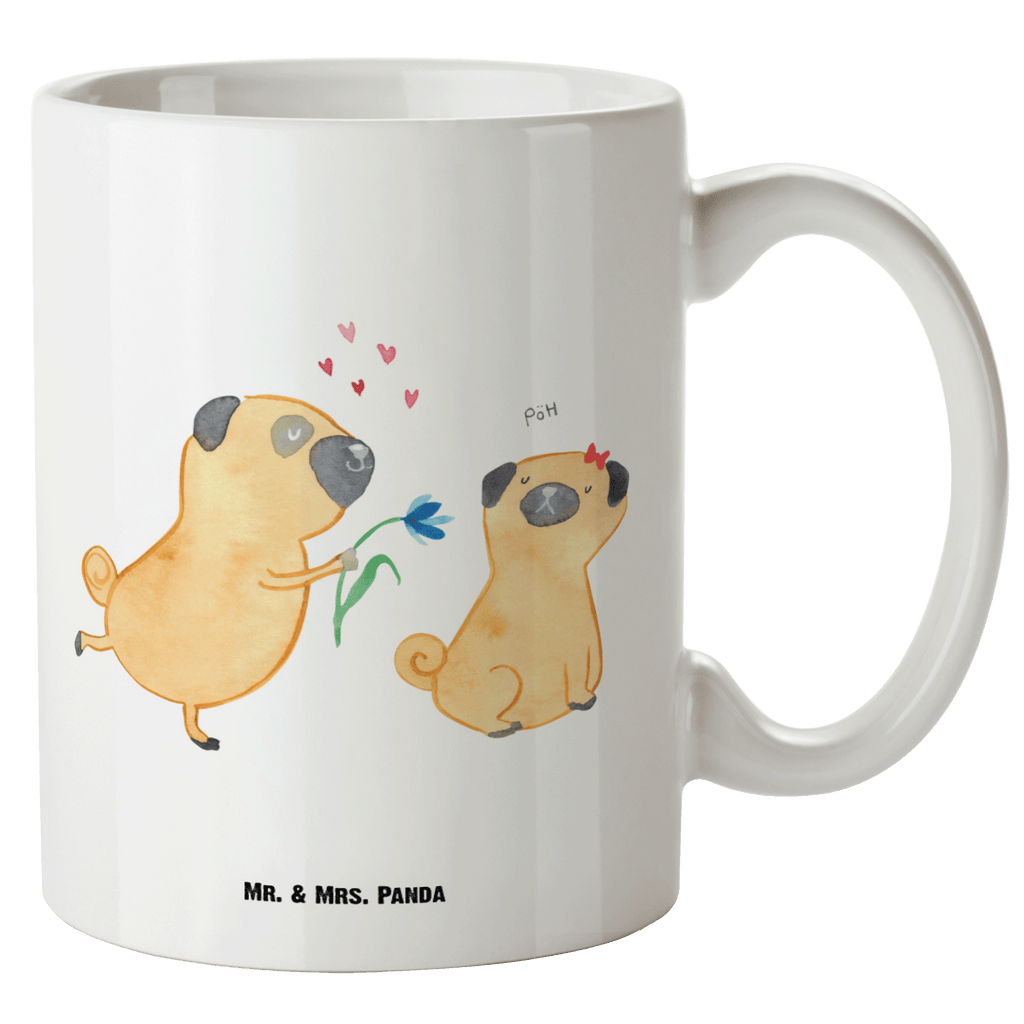 XL Tasse Mops verliebt XL Tasse, Große Tasse, Grosse Kaffeetasse, XL Becher, XL Teetasse, spülmaschinenfest, Jumbo Tasse, Groß, Hund, Hundemotiv, Haustier, Hunderasse, Tierliebhaber, Hundebesitzer, Sprüche, Mops, Möpse, Hundeliebe, verliebt, Liebe, Liebesspruch. Verlobt, Geschenk Freund, Partner