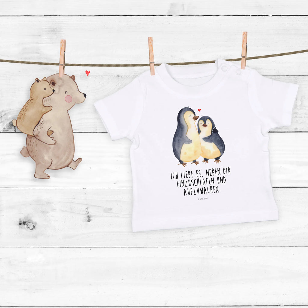 Organic Baby Shirt Pinguine Einschlafen Baby T-Shirt, Jungen Baby T-Shirt, Mädchen Baby T-Shirt, Shirt, Liebe, Partner, Freund, Freundin, Ehemann, Ehefrau, Heiraten, Verlobung, Heiratsantrag, Liebesgeschenk, Jahrestag, Hocheitstag, Valentinstag, Geschenk für Frauen, Hochzeitstag, Mitbringsel, Geschenk für Freundin, Geschenk für Partner, Liebesbeweis, für Männer, für Ehemann