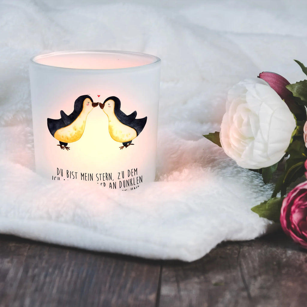 Windlicht Pinguin Liebe Windlicht Glas, Teelichtglas, Teelichthalter, Teelichter, Kerzenglas, Windlicht Kerze, Kerzenlicht, Glas Windlicht, Windlicht Zur Hochzeit, Windlicht Deko, Windlicht Hochzeit, Teelichtgläser, Windlicht Dekorieren, Liebe, Partner, Freund, Freundin, Ehemann, Ehefrau, Heiraten, Verlobung, Heiratsantrag, Liebesgeschenk, Jahrestag, Hocheitstag, Pinguin, Pinguine, Pinguin Paar, Pinguinpaar, Pinguin Liebe, Paar, Pärchen. Liebespaar, Liebesbeweis, Liebesspruch, Hochzeitstag, Geschenk Freund, Geschenk Freundin, Verlobte, Verlobter, Love, Geschenk Hochzeitstag, Geschenkidee, Hochzeit, Gastgeschenk