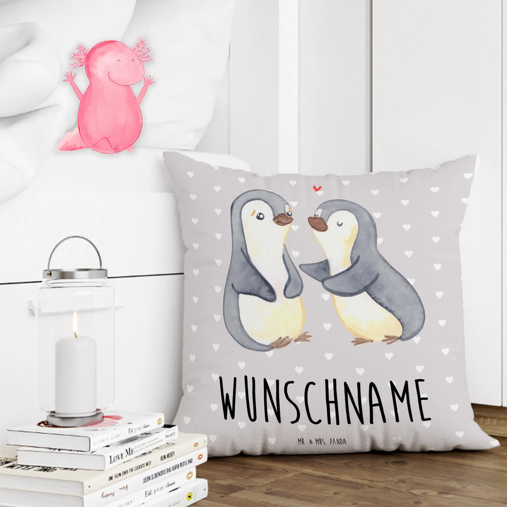 Personalisiertes Kissen Pinguine trösten Kissen, personalisiert, Name, Wunschname, bedrucken, Kopfkissen, Liebe, Partner, Freund, Freundin, Ehemann, Ehefrau, Heiraten, Verlobung, Heiratsantrag, Liebesgeschenk, Jahrestag, Hocheitstag, Valentinstag, Geschenk für Frauen, Hochzeitstag, Mitbringsel, Geschenk für Freundin, Geschenk für Partner, Liebesbeweis, für Männer, für Ehemann