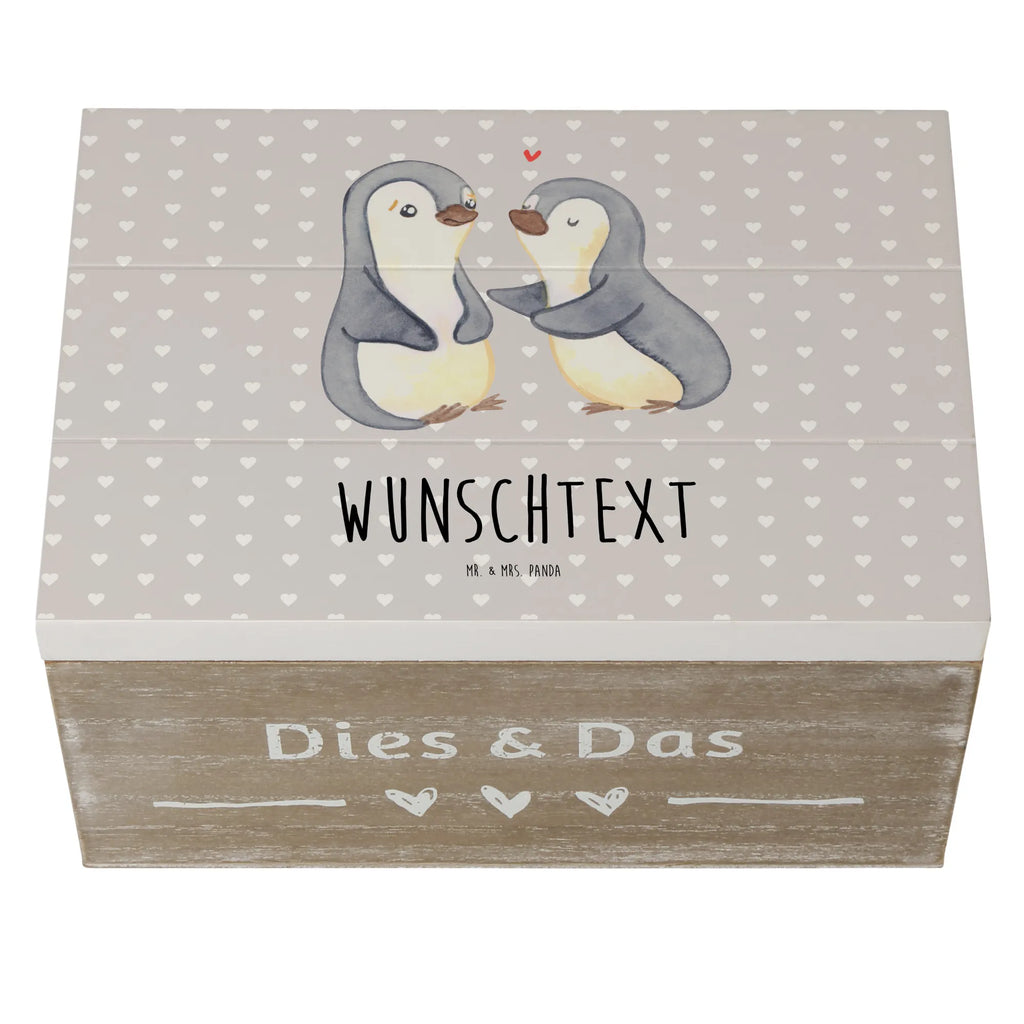 Personalisierte Holzkiste Pinguine trösten Holzkiste mit Namen, Kiste mit Namen, Schatzkiste mit Namen, Truhe mit Namen, Schatulle mit Namen, Erinnerungsbox mit Namen, Erinnerungskiste, mit Namen, Dekokiste mit Namen, Aufbewahrungsbox mit Namen, Holzkiste Personalisiert, Kiste Personalisiert, Schatzkiste Personalisiert, Truhe Personalisiert, Schatulle Personalisiert, Erinnerungsbox Personalisiert, Erinnerungskiste Personalisiert, Dekokiste Personalisiert, Aufbewahrungsbox Personalisiert, Geschenkbox personalisiert, GEschenkdose personalisiert, Liebe, Partner, Freund, Freundin, Ehemann, Ehefrau, Heiraten, Verlobung, Heiratsantrag, Liebesgeschenk, Jahrestag, Hocheitstag, Valentinstag, Geschenk für Frauen, Hochzeitstag, Mitbringsel, Geschenk für Freundin, Geschenk für Partner, Liebesbeweis, für Männer, für Ehemann