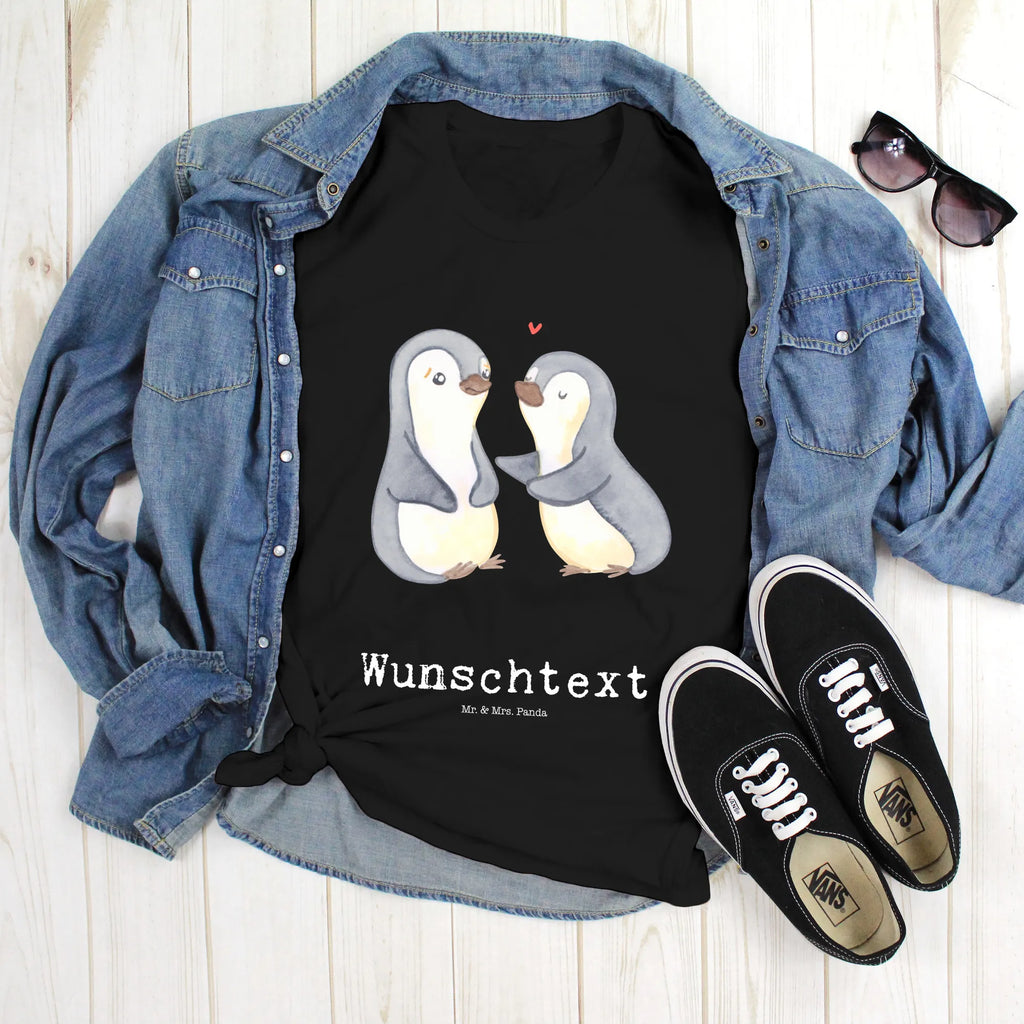 Personalisiertes T-Shirt Pinguine trösten T-Shirt Personalisiert, T-Shirt mit Namen, T-Shirt mit Aufruck, Männer, Frauen, Liebe, Partner, Freund, Freundin, Ehemann, Ehefrau, Heiraten, Verlobung, Heiratsantrag, Liebesgeschenk, Jahrestag, Hocheitstag, Valentinstag, Geschenk für Frauen, Hochzeitstag, Mitbringsel, Geschenk für Freundin, Geschenk für Partner, Liebesbeweis, für Männer, für Ehemann