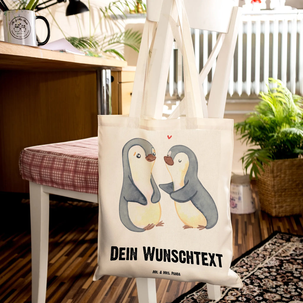 Personalisierte Tragetasche Pinguine trösten Personalisierte Beuteltasche, Personalisierter Beutel, Personalisierte Einkaufstasche, Personalisierter Jutebeutel, Personalisierter Stoffbeutel, Tragetasche mit Namen, Einkaufstasche mit Namen, Stoffbeutel mit Namen, Personalisierte Tasche, Personalisierte Jutetasche, Personalisierte Kindergartentasche, Liebe, Partner, Freund, Freundin, Ehemann, Ehefrau, Heiraten, Verlobung, Heiratsantrag, Liebesgeschenk, Jahrestag, Hocheitstag, Valentinstag, Geschenk für Frauen, Hochzeitstag, Mitbringsel, Geschenk für Freundin, Geschenk für Partner, Liebesbeweis, für Männer, für Ehemann