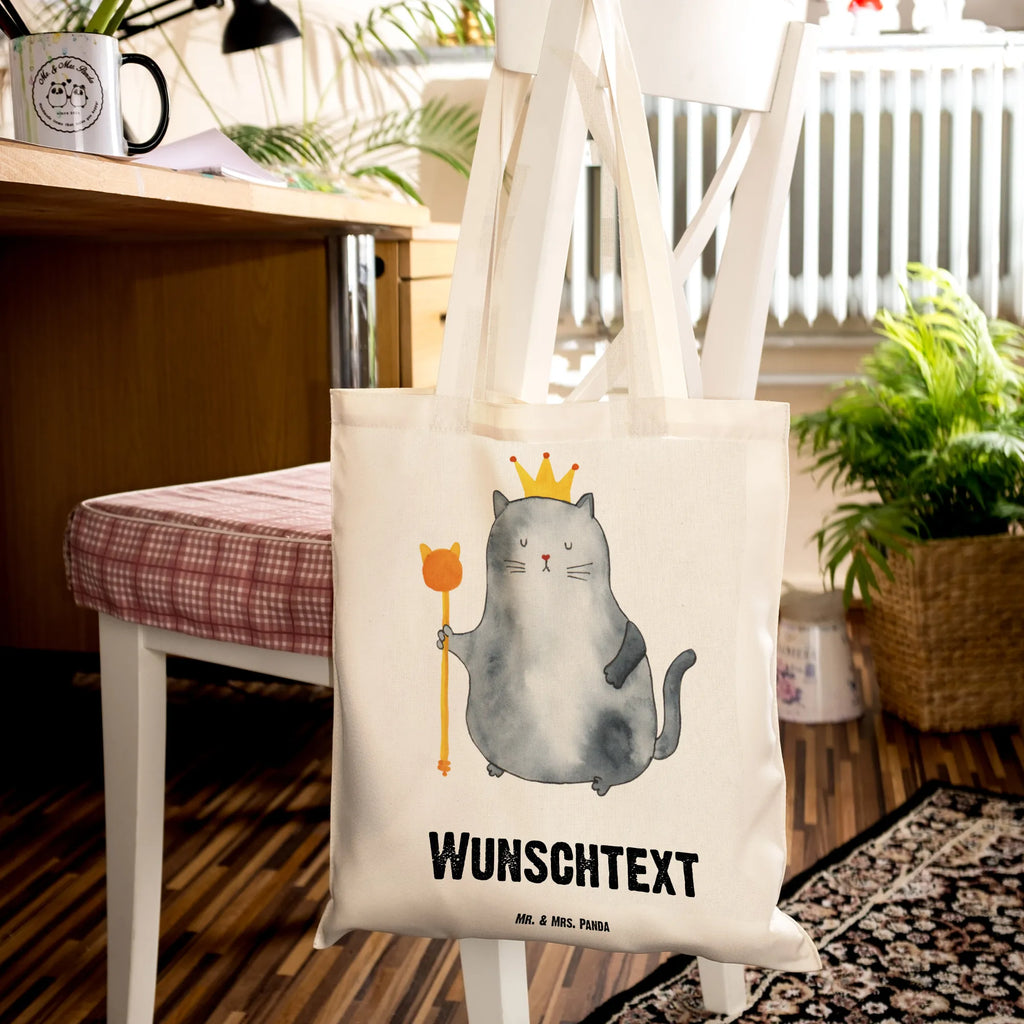 Personalisierte Tragetasche Katzen Koenig Personalisierte Beuteltasche, Personalisierter Beutel, Personalisierte Einkaufstasche, Personalisierter Jutebeutel, Personalisierter Stoffbeutel, Tragetasche mit Namen, Einkaufstasche mit Namen, Stoffbeutel mit Namen, Personalisierte Tasche, Personalisierte Jutetasche, Personalisierte Kindergartentasche, Katze, Katzenmotiv, Katzenfan, Katzendeko, Katzenfreund, Katzenliebhaber, Katzenprodukte, Katzenartikel, Katzenaccessoires, Katzensouvenirs, Katzenliebhaberprodukte, Katzenmotive, Katzen, Kater, Mietze, Cat, Cats, Katzenhalter, Katzenbesitzerin, Haustier, König, Königin, Queen, Familie, Mietzhaus, Wohnung, erste eigenen Wohnung, Umzug, Einzug