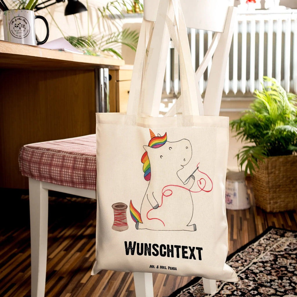 Personalisierte Tragetasche Einhorn Näherin Personalisierte Beuteltasche, Personalisierter Beutel, Personalisierte Einkaufstasche, Personalisierter Jutebeutel, Personalisierter Stoffbeutel, Tragetasche mit Namen, Einkaufstasche mit Namen, Stoffbeutel mit Namen, Personalisierte Tasche, Personalisierte Jutetasche, Personalisierte Kindergartentasche, Einhorn, Einhörner, Einhorn Deko, Pegasus, Unicorn, Näherin, nähen, Mädchen, Freundin, Häkeln, Stricken, basteln, Nähzimmer