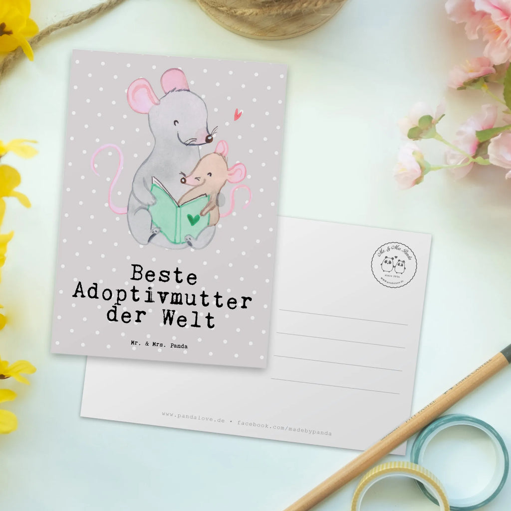 Postkarte Maus Beste Adoptivmutter der Welt Postkarte, Karte, Geschenkkarte, Grußkarte, Einladung, Ansichtskarte, Geburtstagskarte, Einladungskarte, Dankeskarte, Ansichtskarten, Einladung Geburtstag, Einladungskarten Geburtstag, für, Dankeschön, Geschenk, Schenken, Geburtstag, Geburtstagsgeschenk, Geschenkidee, Danke, Bedanken, Mitbringsel, Freude machen, Geschenktipp, Adoptivmutter, Adoptivmama, adoptiert, Mama, Mami, Mutter, Muttertag, Mutti, Ma, Tochter, Sohn, Beste Mama, Beste, Supermama