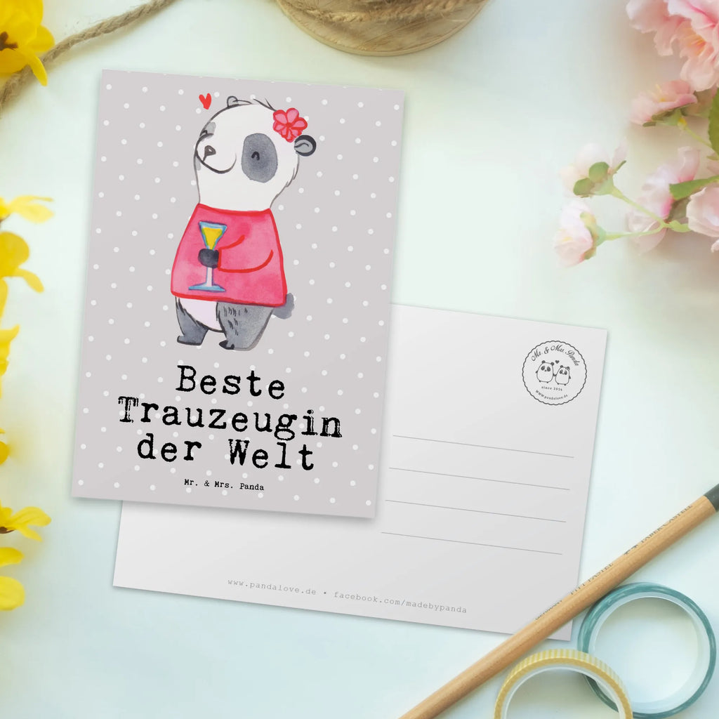 Postkarte Panda Beste Trauzeugin der Welt Postkarte, Karte, Geschenkkarte, Grußkarte, Einladung, Ansichtskarte, Geburtstagskarte, Einladungskarte, Dankeskarte, Ansichtskarten, Einladung Geburtstag, Einladungskarten Geburtstag, für, Dankeschön, Geschenk, Schenken, Geburtstag, Geburtstagsgeschenk, Geschenkidee, Danke, Bedanken, Mitbringsel, Freude machen, Geschenktipp, Trauzeugin, Trauhzeugin, Freundin, Hochzeit, Heirat, JGA, Trauung, Kirche, Standesamt, Braut