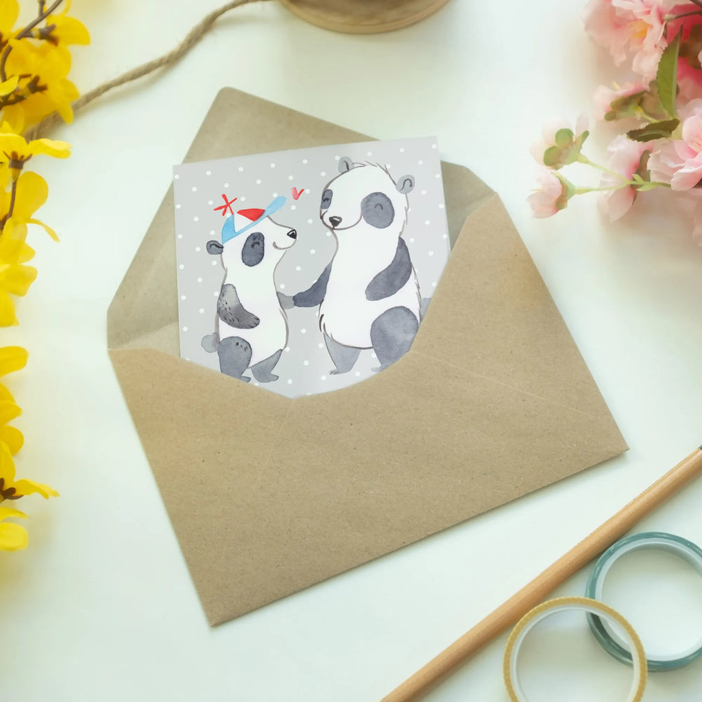 Grußkarte Panda Bester Vater der Welt Grußkarte, Klappkarte, Einladungskarte, Glückwunschkarte, Hochzeitskarte, Geburtstagskarte, Karte, Ansichtskarten, für, Dankeschön, Geschenk, Schenken, Geburtstag, Geburtstagsgeschenk, Geschenkidee, Danke, Bedanken, Mitbringsel, Freude machen, Geschenktipp, Vater, Papa, Dad, Daddy, Paps, Papi, Vati, Eltern, Geschenk Vater, Mann, Familie, Bester, Kleinigkeit