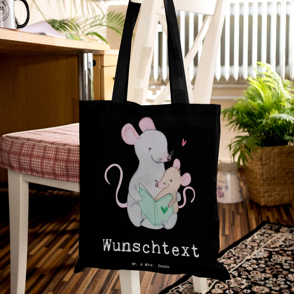 Personalisierte Tragetasche Maus Beste Adoptivmutter der Welt Personalisierte Beuteltasche, Personalisierter Beutel, Personalisierte Einkaufstasche, Personalisierter Jutebeutel, Personalisierter Stoffbeutel, Tragetasche mit Namen, Einkaufstasche mit Namen, Stoffbeutel mit Namen, Personalisierte Tasche, Personalisierte Jutetasche, Personalisierte Kindergartentasche, für, Dankeschön, Geschenk, Schenken, Geburtstag, Geburtstagsgeschenk, Geschenkidee, Danke, Bedanken, Mitbringsel, Freude machen, Geschenktipp, Adoptivmutter, Adoptivmama, adoptiert, Mama, Mami, Mutter, Muttertag, Mutti, Ma, Tochter, Sohn, Beste Mama, Beste, Supermama