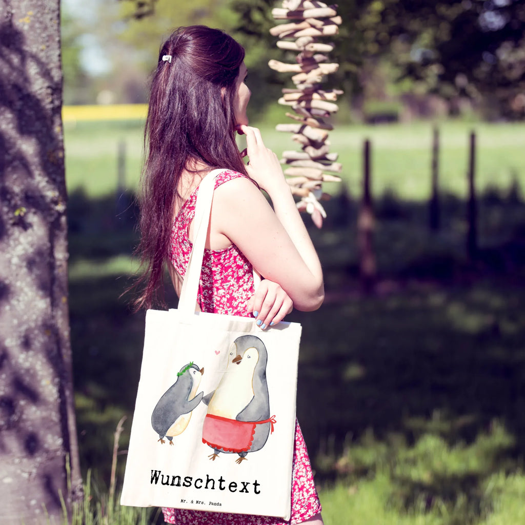 Personalisierte Tragetasche Pinguin Beste Mami der Welt Personalisierte Beuteltasche, Personalisierter Beutel, Personalisierte Einkaufstasche, Personalisierter Jutebeutel, Personalisierter Stoffbeutel, Tragetasche mit Namen, Einkaufstasche mit Namen, Stoffbeutel mit Namen, Personalisierte Tasche, Personalisierte Jutetasche, Personalisierte Kindergartentasche, für, Dankeschön, Geschenk, Schenken, Geburtstag, Geburtstagsgeschenk, Geschenkidee, Danke, Bedanken, Mitbringsel, Freude machen, Geschenktipp, Mama, Mami, Mutter, Muttertag, Mutti, Ma, Tochter, Sohn, Beste Mama, Beste, Supermama