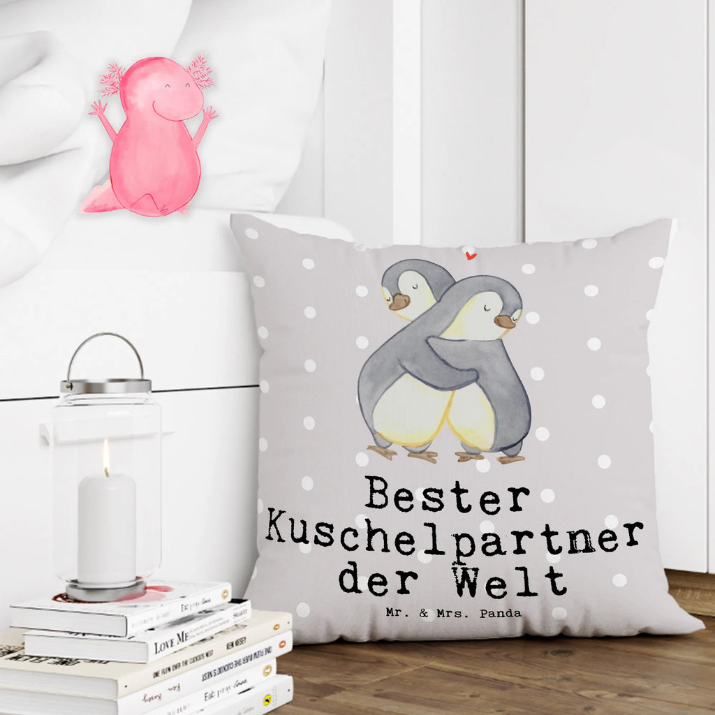 40x40 Kissen Pinguin Bester Kuschelpartner der Welt Kissenhülle, Kopfkissen, Sofakissen, Dekokissen, Motivkissen, sofakissen, sitzkissen, Kissen, Kissenbezüge, Kissenbezug 40x40, Kissen 40x40, Kissenhülle 40x40, Zierkissen, Couchkissen, Dekokissen Sofa, Sofakissen 40x40, Dekokissen 40x40, Kopfkissen 40x40, Kissen 40x40 Waschbar, für, Dankeschön, Geschenk, Schenken, Geburtstag, Geburtstagsgeschenk, Geschenkidee, Danke, Bedanken, Mitbringsel, Freude machen, Geschenktipp, Kuschelpartner, Lebenspartner, Ehepartner, Partner, Ehemann, Ehefrau, Kuscheln, Bett, Liebe, Freund, Freundin, Hochzeitstag, verliebt