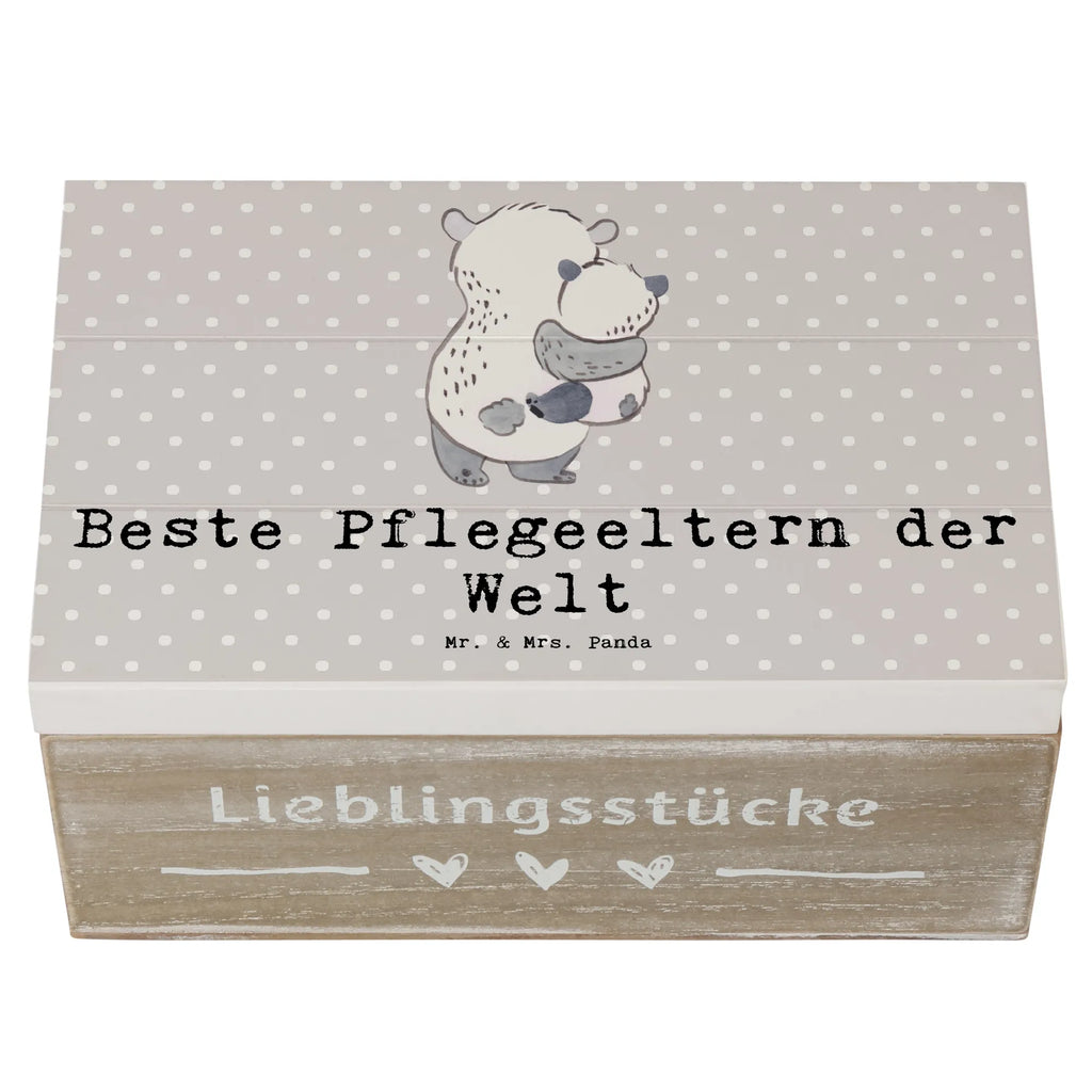 Holzkiste Panda Beste Pflegeeltern der Welt Holzkiste, Kiste, Schatzkiste, Truhe, Schatulle, XXL, Erinnerungsbox, Erinnerungskiste, Dekokiste, Aufbewahrungsbox, Geschenkbox, Geschenkdose, für, Dankeschön, Geschenk, Schenken, Geburtstag, Geburtstagsgeschenk, Geschenkidee, Danke, Bedanken, Mitbringsel, Freude machen, Geschenktipp, Pflegeeltern, Pflegekind, Adoption, Eltern, Mama, Papa, Mami, Papi, Familie, Elternpaar, Mama und Papa