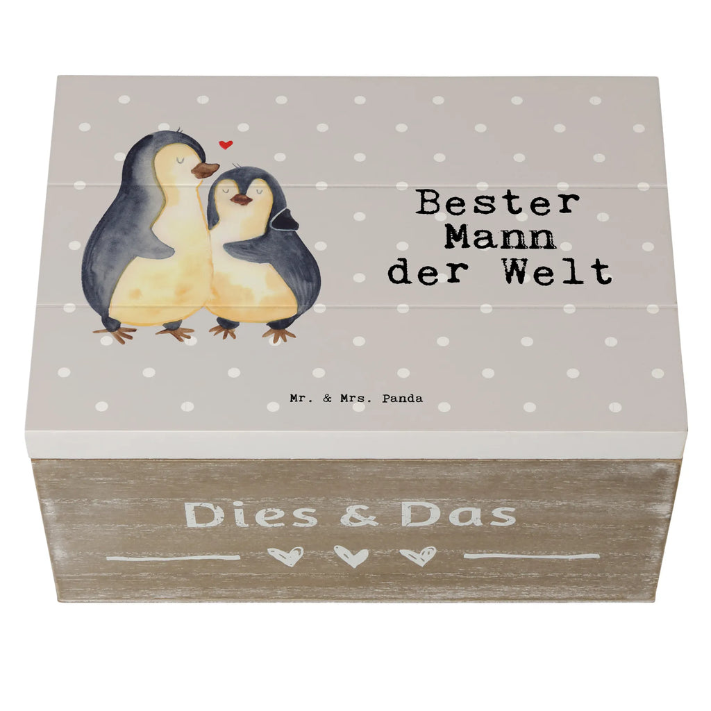 Holzkiste Pinguin Bester Mann der Welt Holzkiste, Kiste, Schatzkiste, Truhe, Schatulle, XXL, Erinnerungsbox, Erinnerungskiste, Dekokiste, Aufbewahrungsbox, Geschenkbox, Geschenkdose, für, Dankeschön, Geschenk, Schenken, Geburtstag, Geburtstagsgeschenk, Geschenkidee, Danke, Bedanken, Mitbringsel, Freude machen, Geschenktipp, Ehemann, Beste, Mann, Partner, Freund, Traummann, Liebling, Ehepartner, Ehe, Gatte, Lebensgefährte, Bräutigam, Kleinigkeit