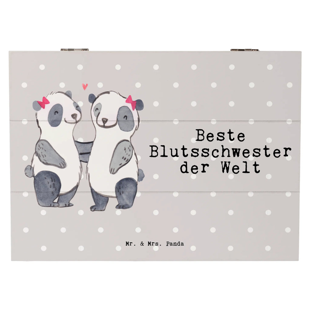 Holzkiste Panda Beste Blutsschwester der Welt Holzkiste, Kiste, Schatzkiste, Truhe, Schatulle, XXL, Erinnerungsbox, Erinnerungskiste, Dekokiste, Aufbewahrungsbox, Geschenkbox, Geschenkdose, für, Dankeschön, Geschenk, Schenken, Geburtstag, Geburtstagsgeschenk, Geschenkidee, Danke, Bedanken, Mitbringsel, Freude machen, Geschenktipp, Blutsschwester, Blutsgeschwister, Freundin, Bae, Schwestern, Schwester, Geschwister, Schwesterherz, Sister, Familie, Kleinigkeit, Beste, Tochter, Liebe